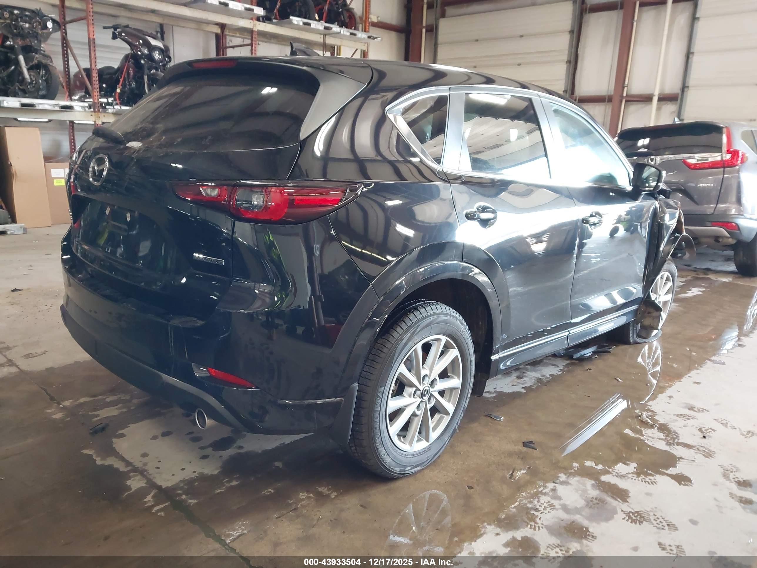 MAZDA CX-5 image 4