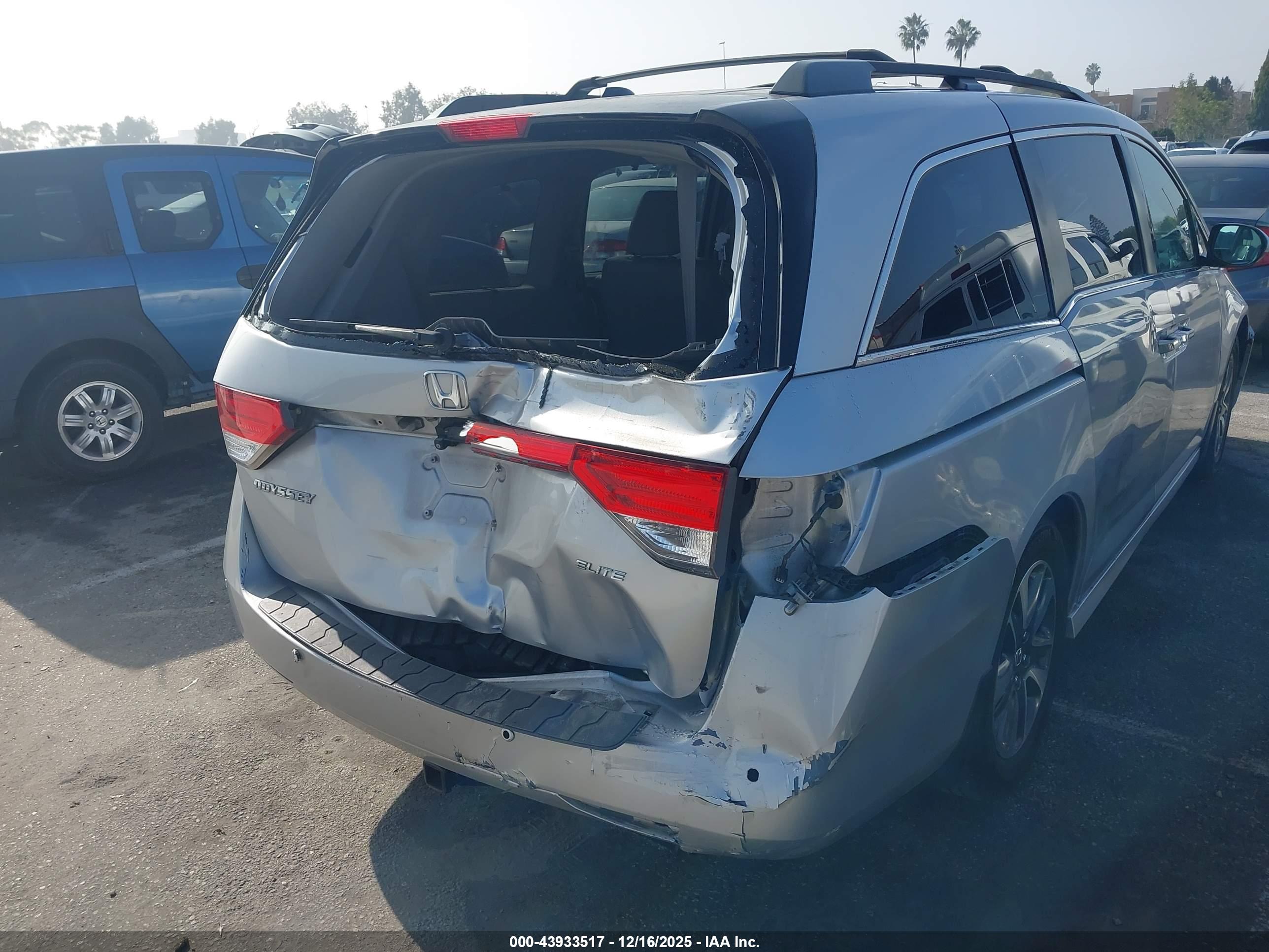 HONDA ODYSSEY image 6