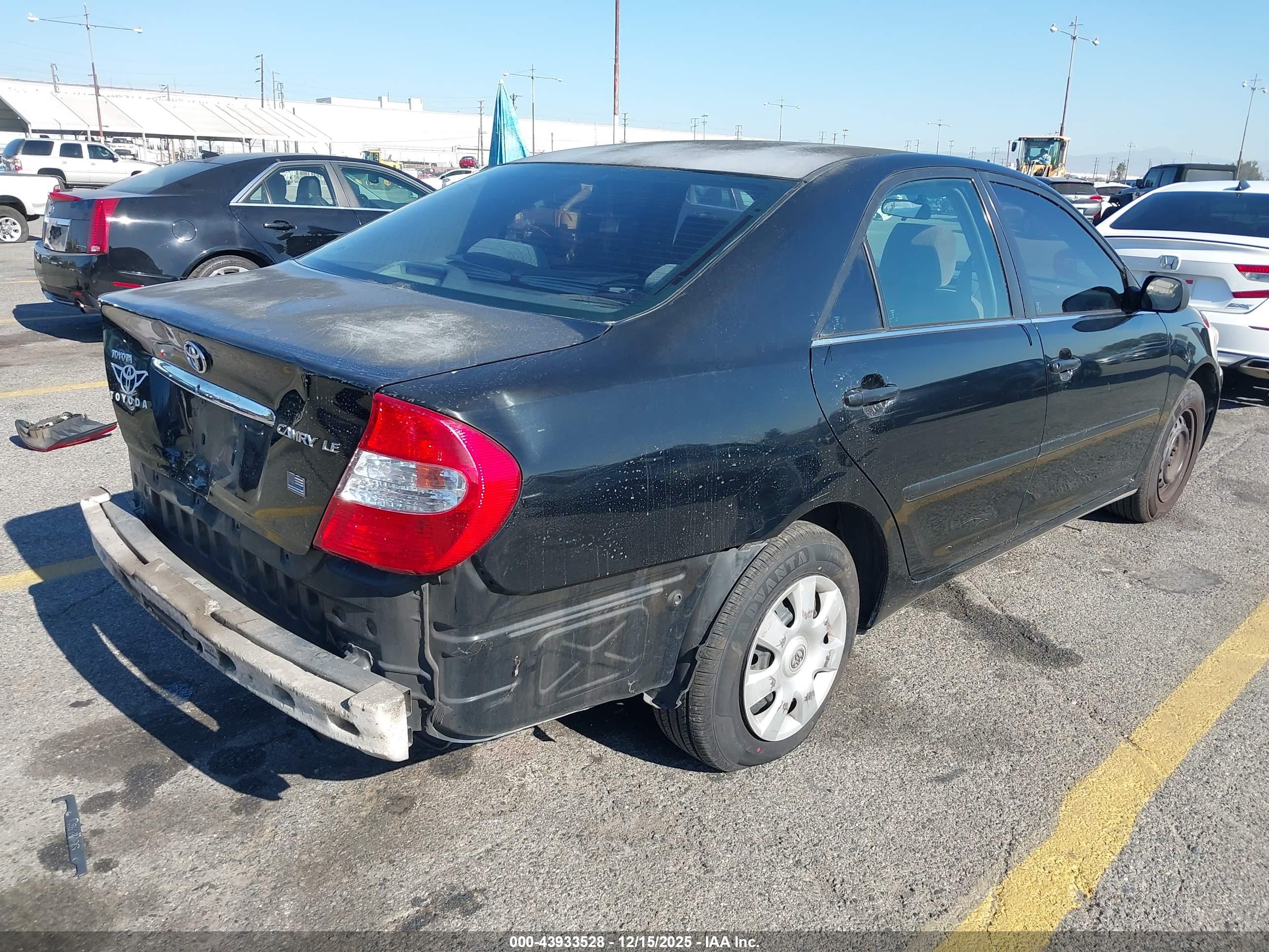 TOYOTA CAMRY image 4