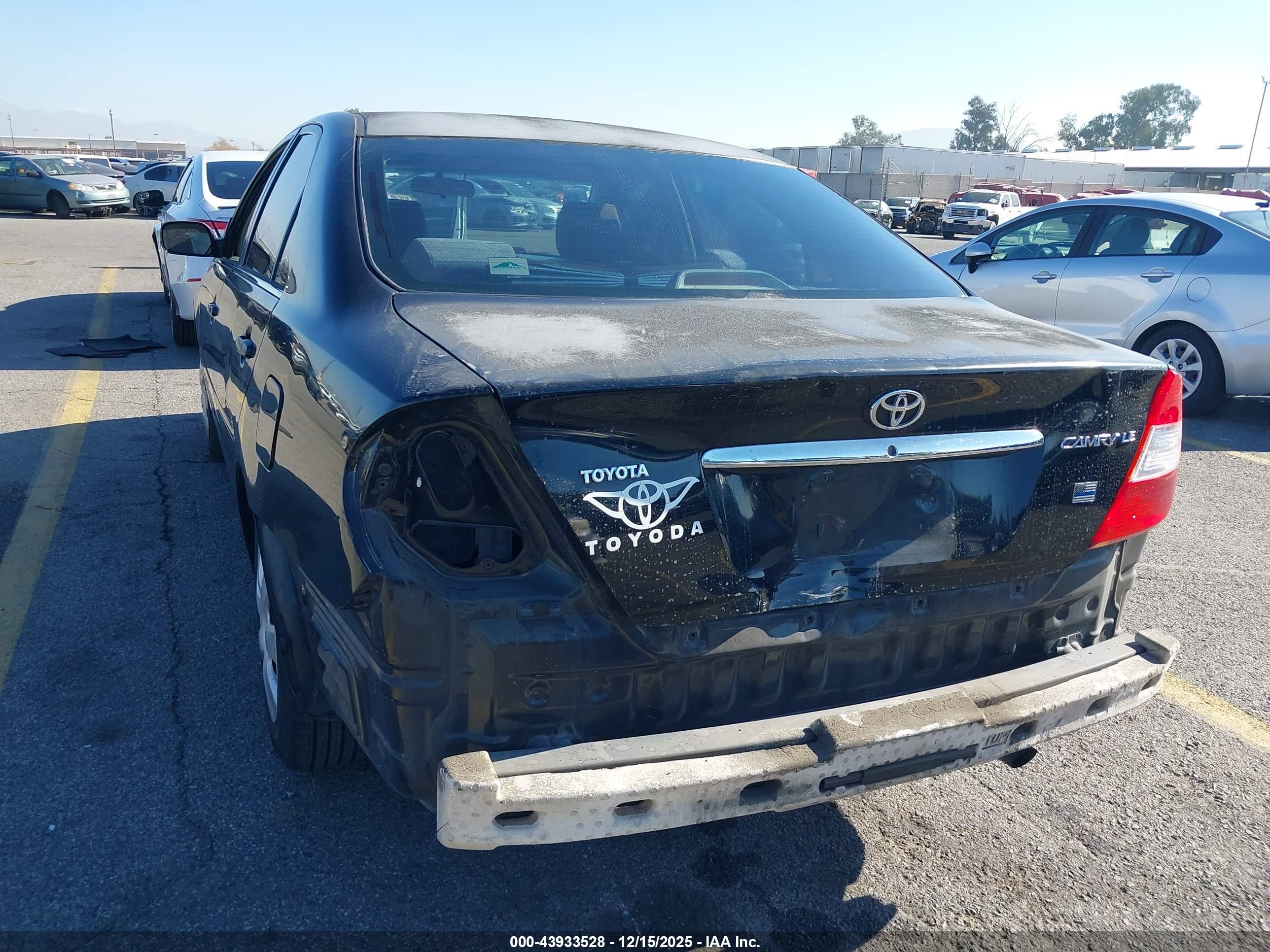 TOYOTA CAMRY image 6