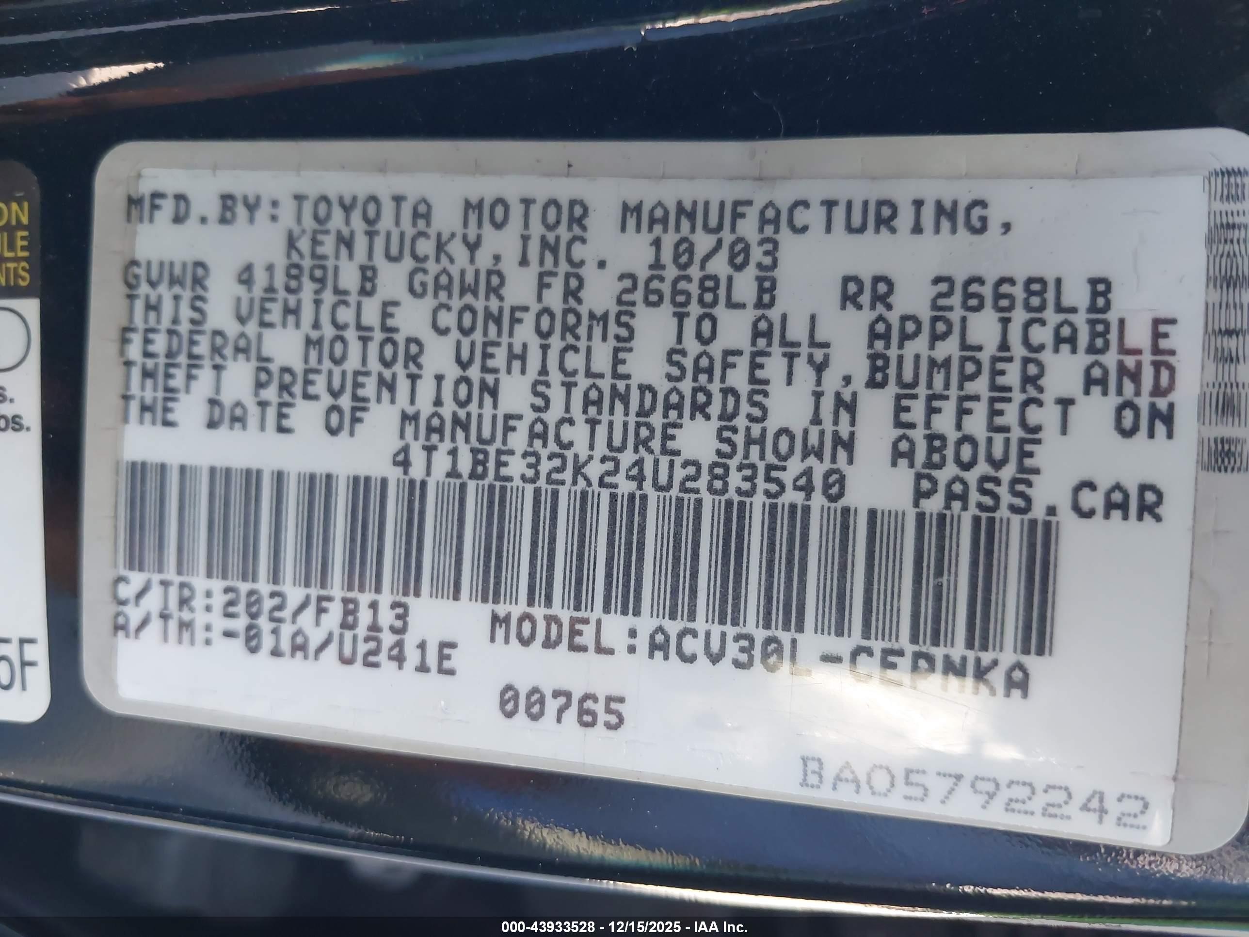 TOYOTA CAMRY image 9
