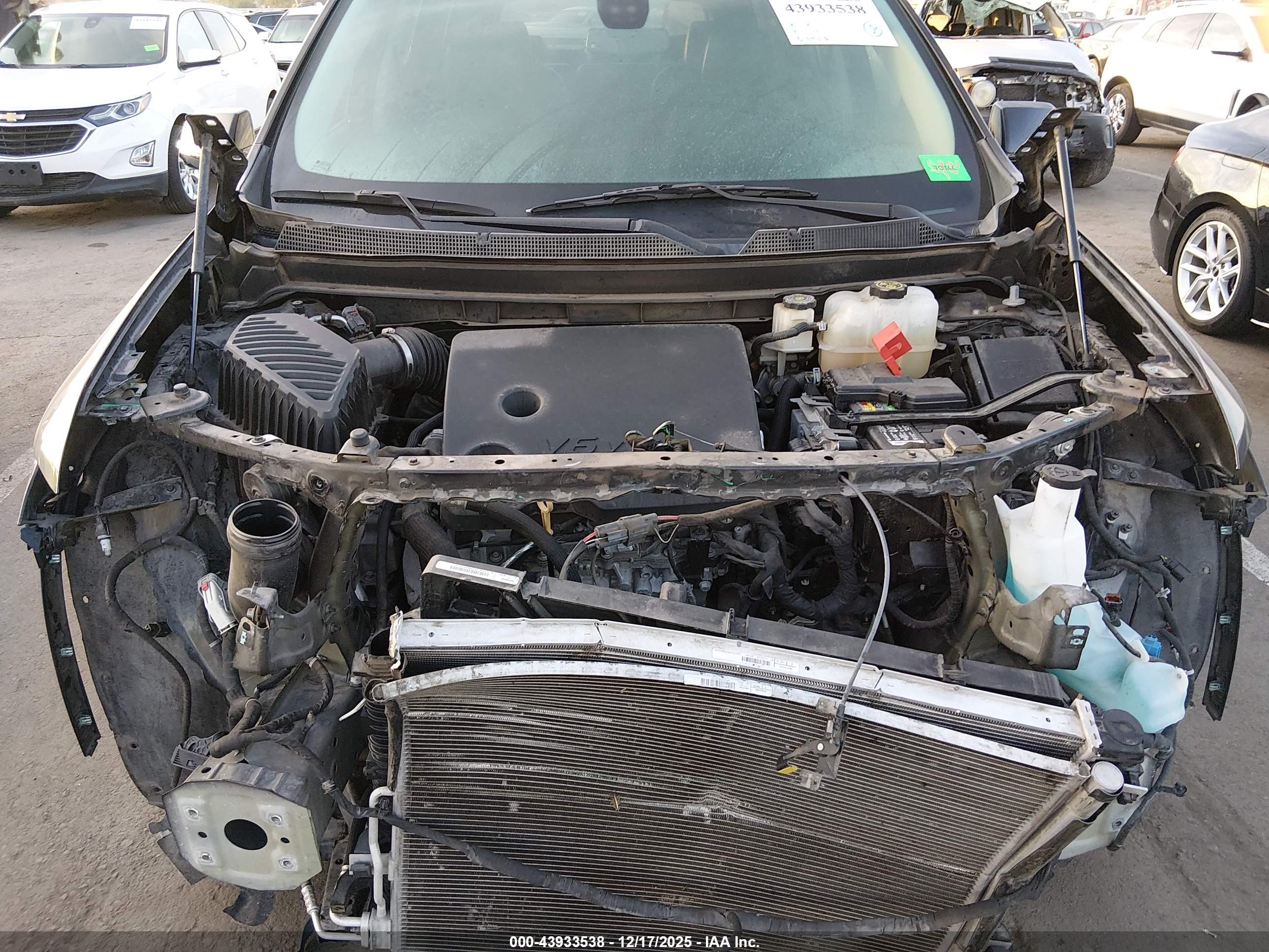 CHEVROLET TRAVERSE image 10