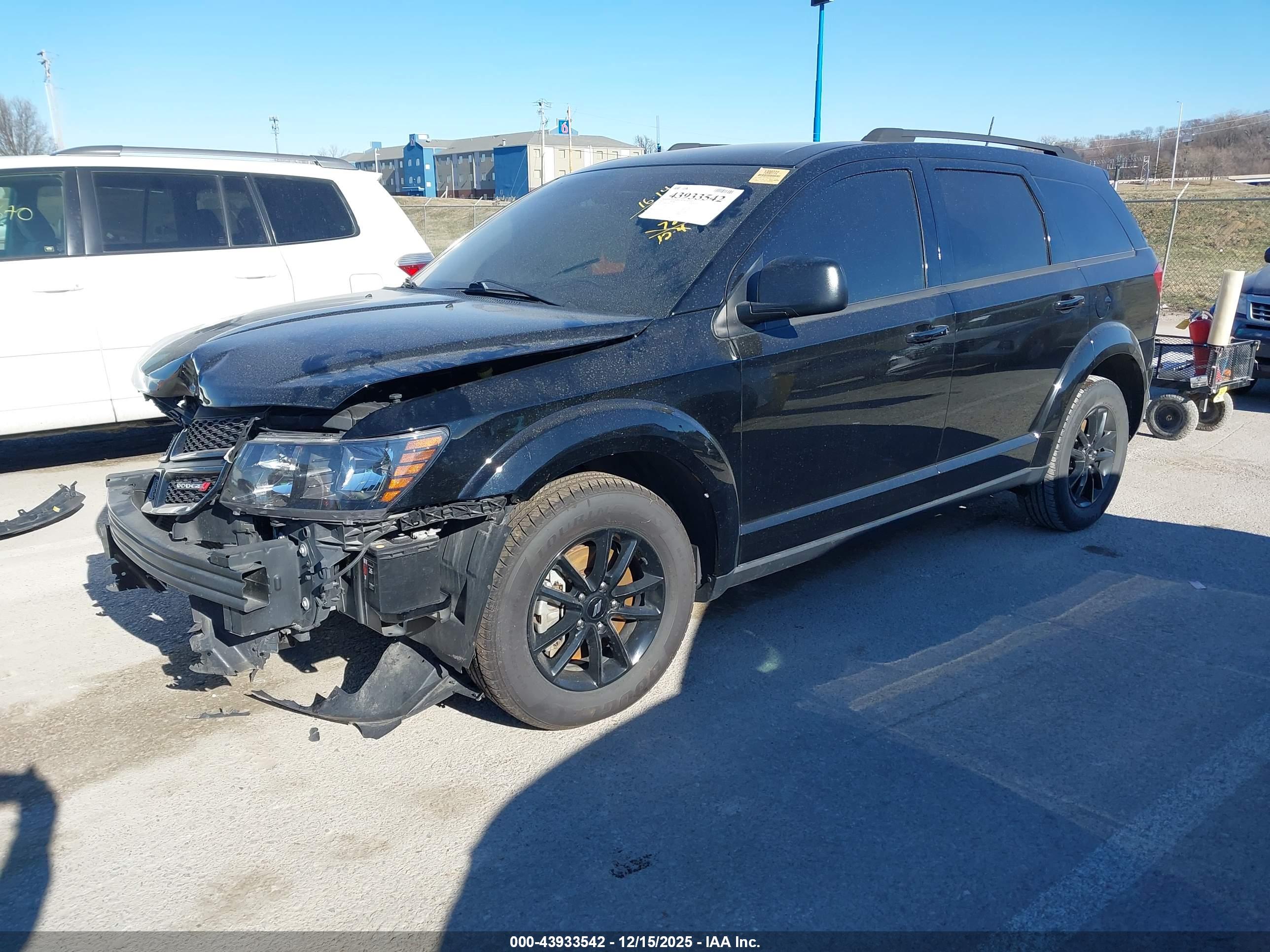 DODGE JOURNEY image 2