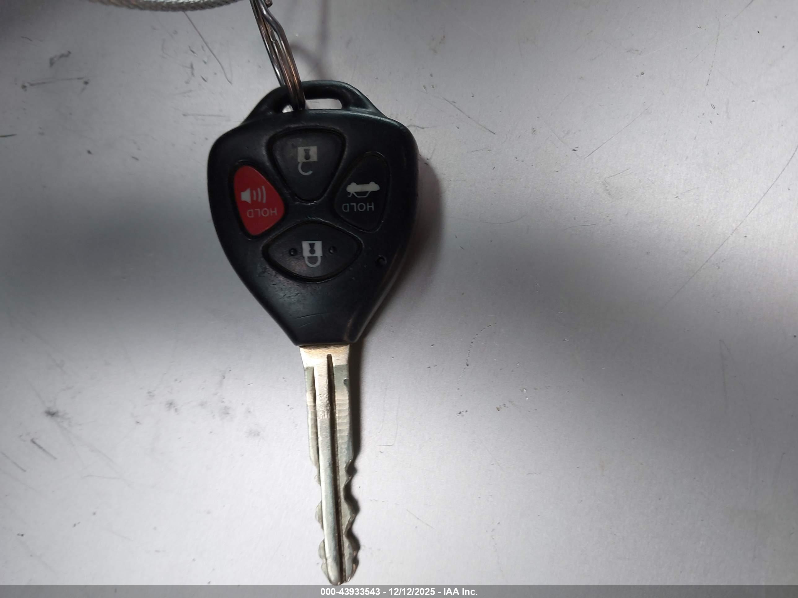 TOYOTA COROLLA image 11