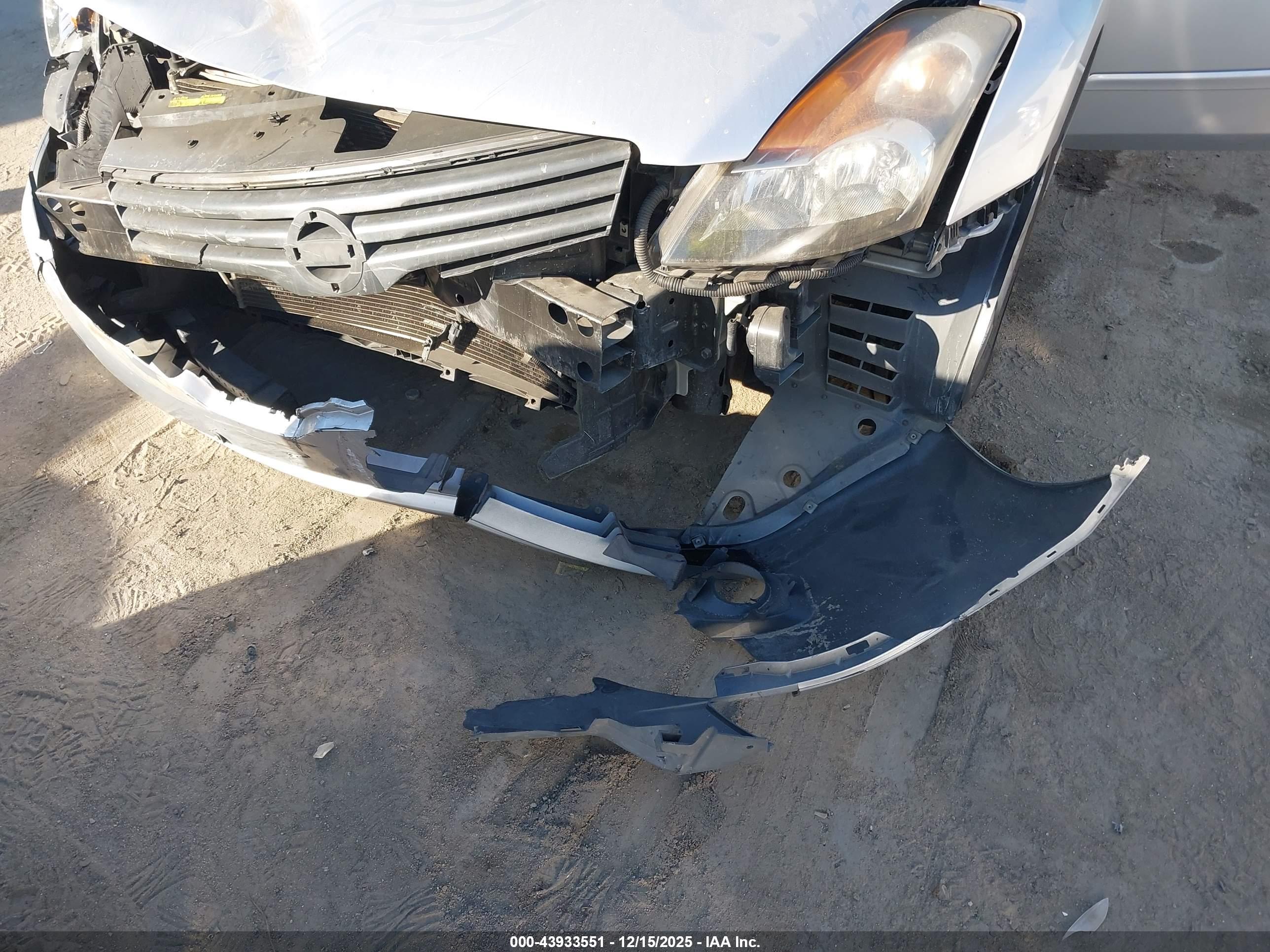 NISSAN ALTIMA image 6