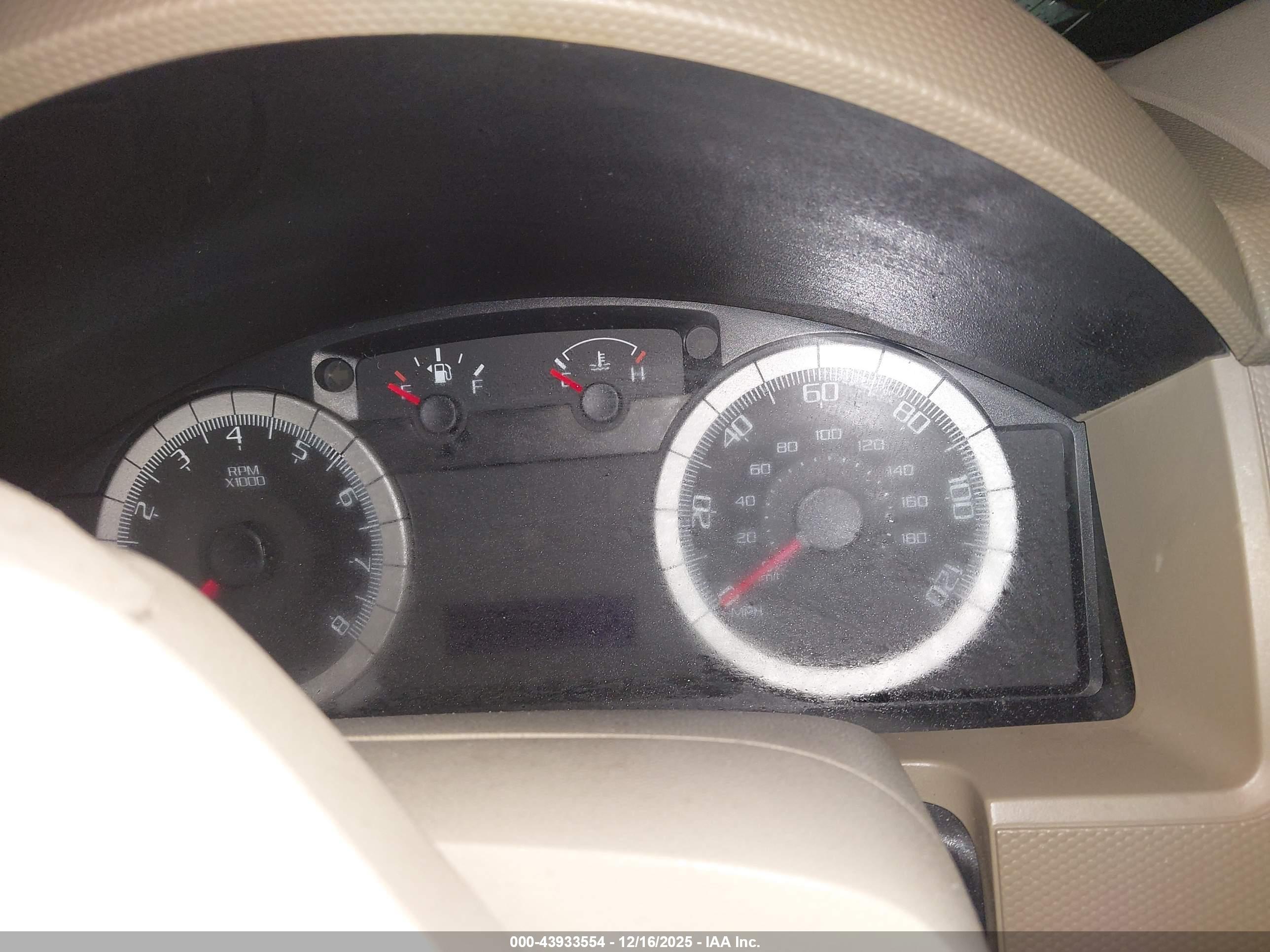 FORD ESCAPE image 7