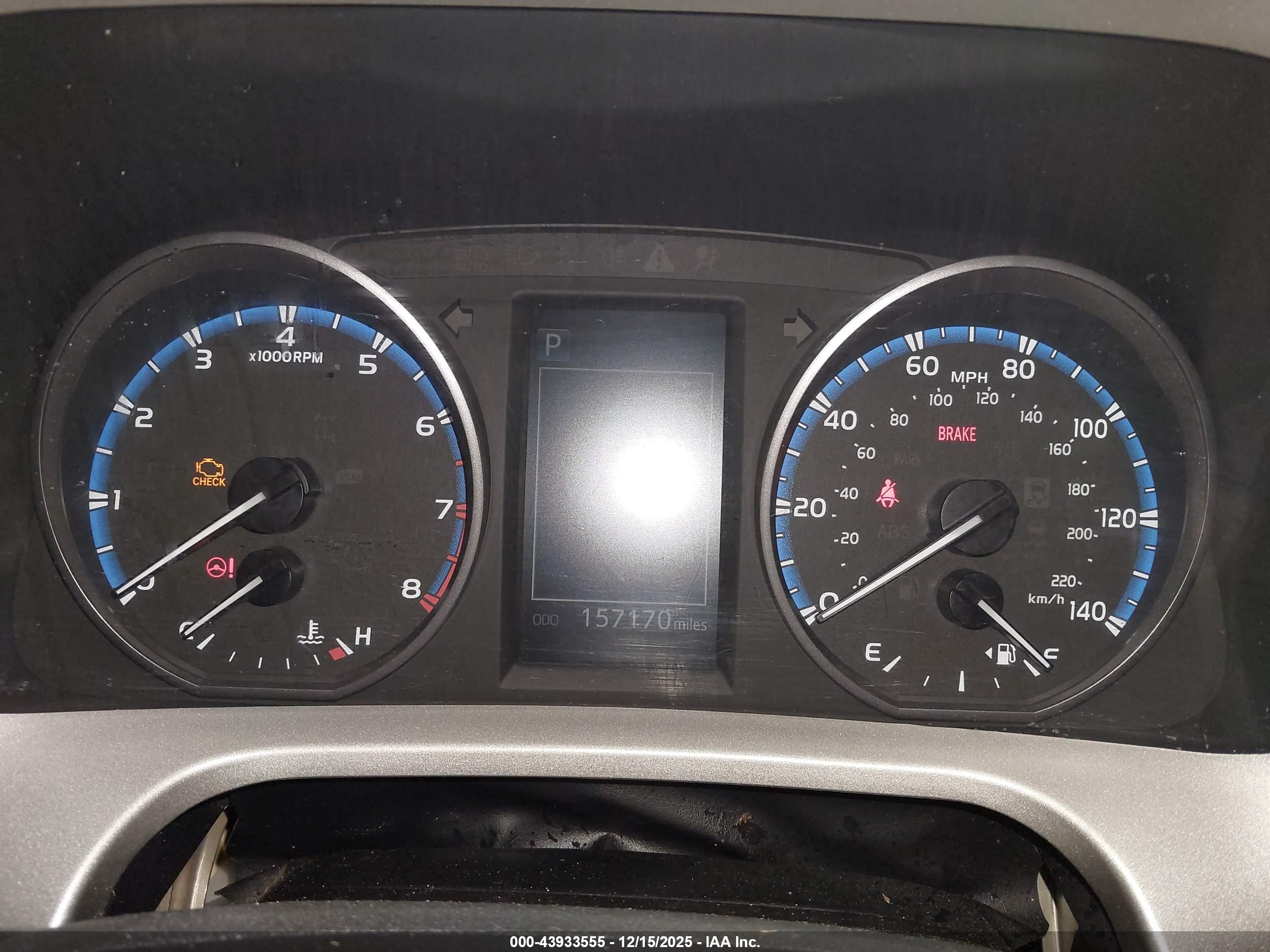 TOYOTA RAV4 image 7
