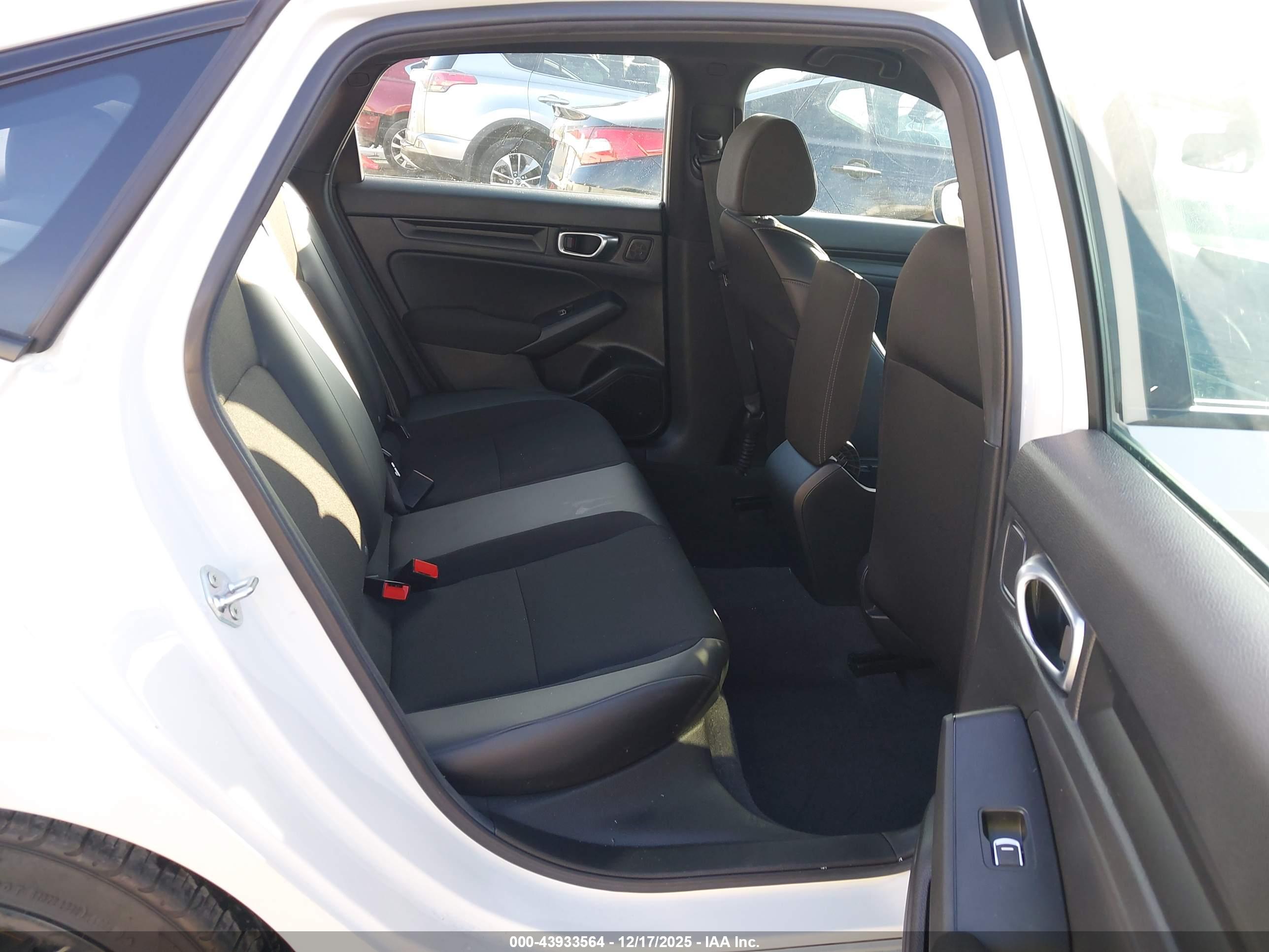 HONDA CIVIC image 8