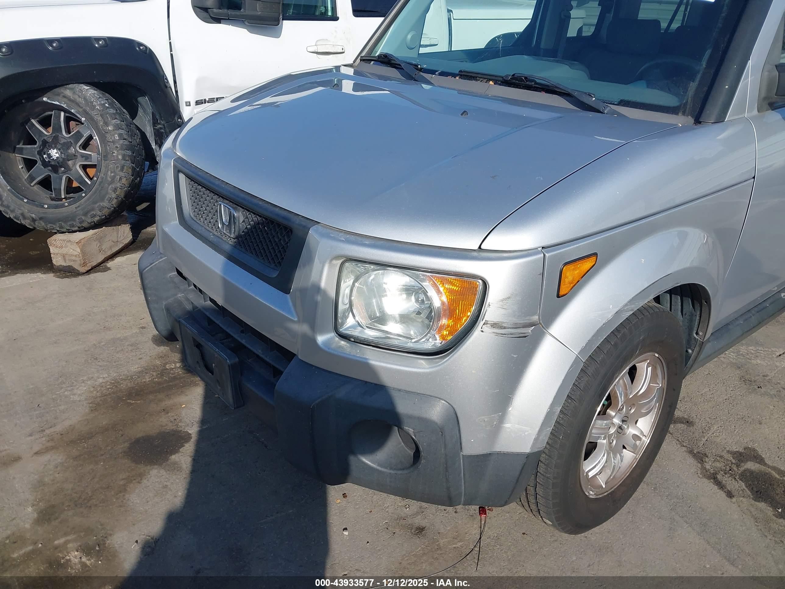 HONDA ELEMENT image 6