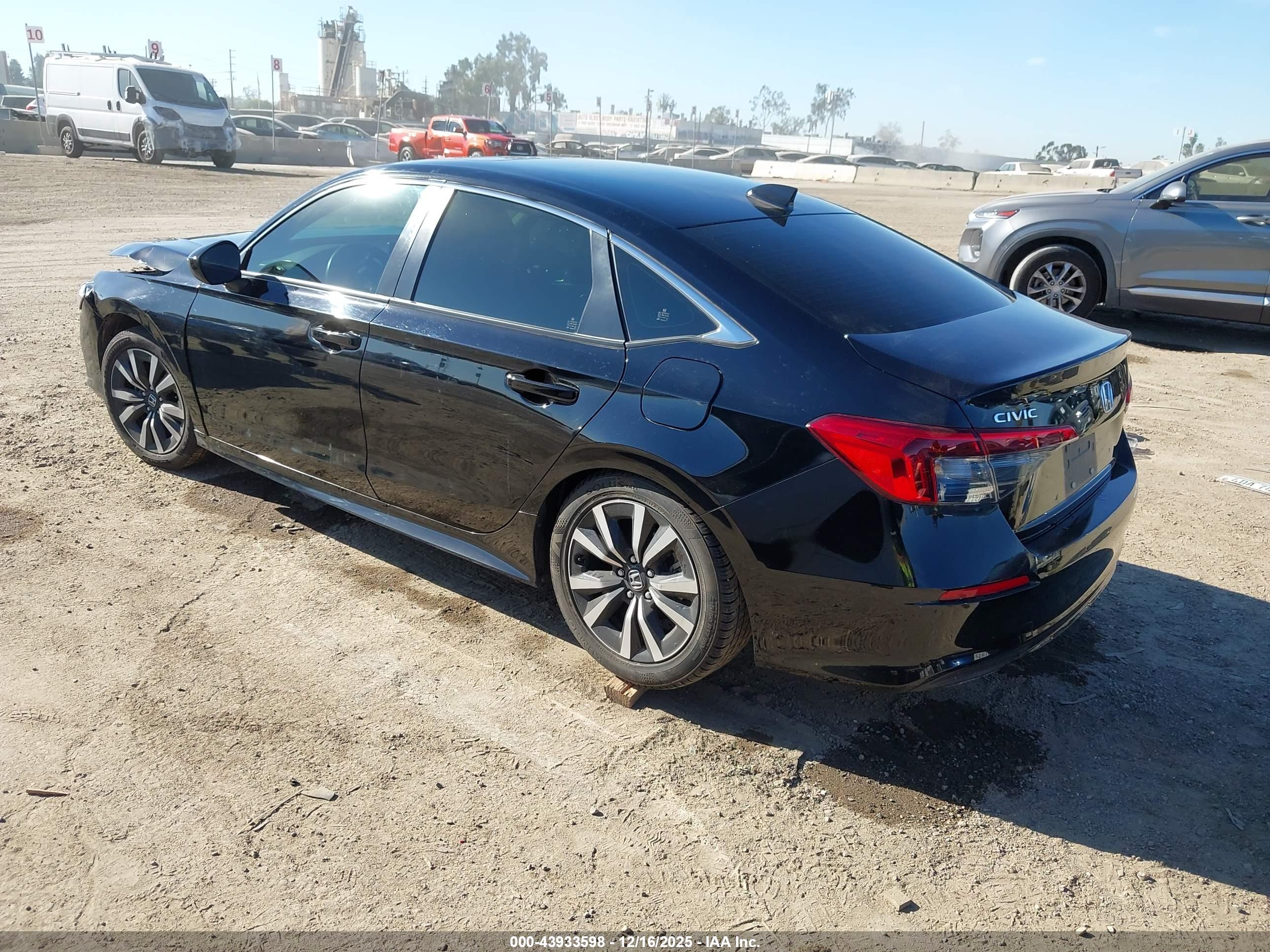 HONDA CIVIC image 3