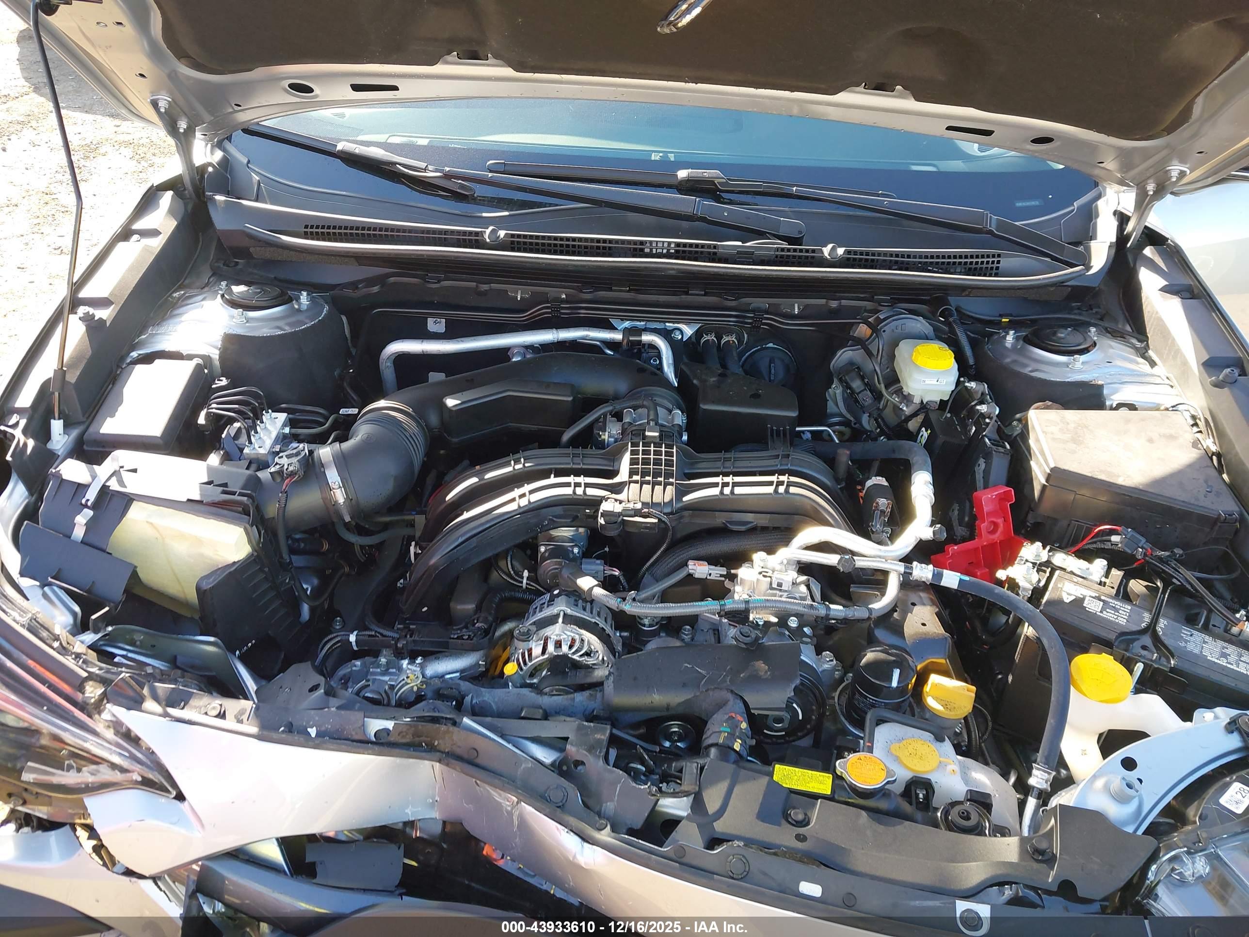 SUBARU OUTBACK image 10