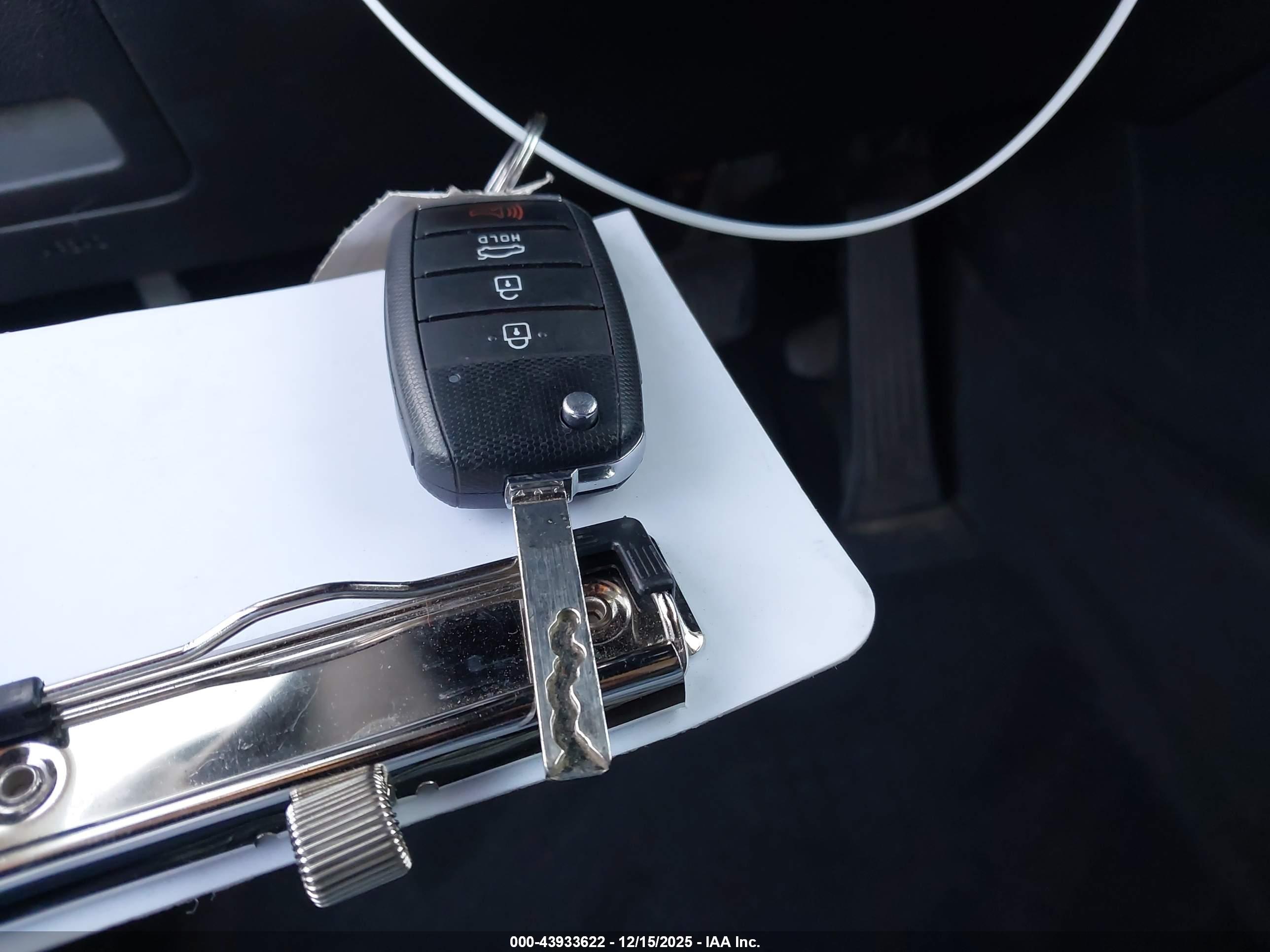 KIA OPTIMA image 11