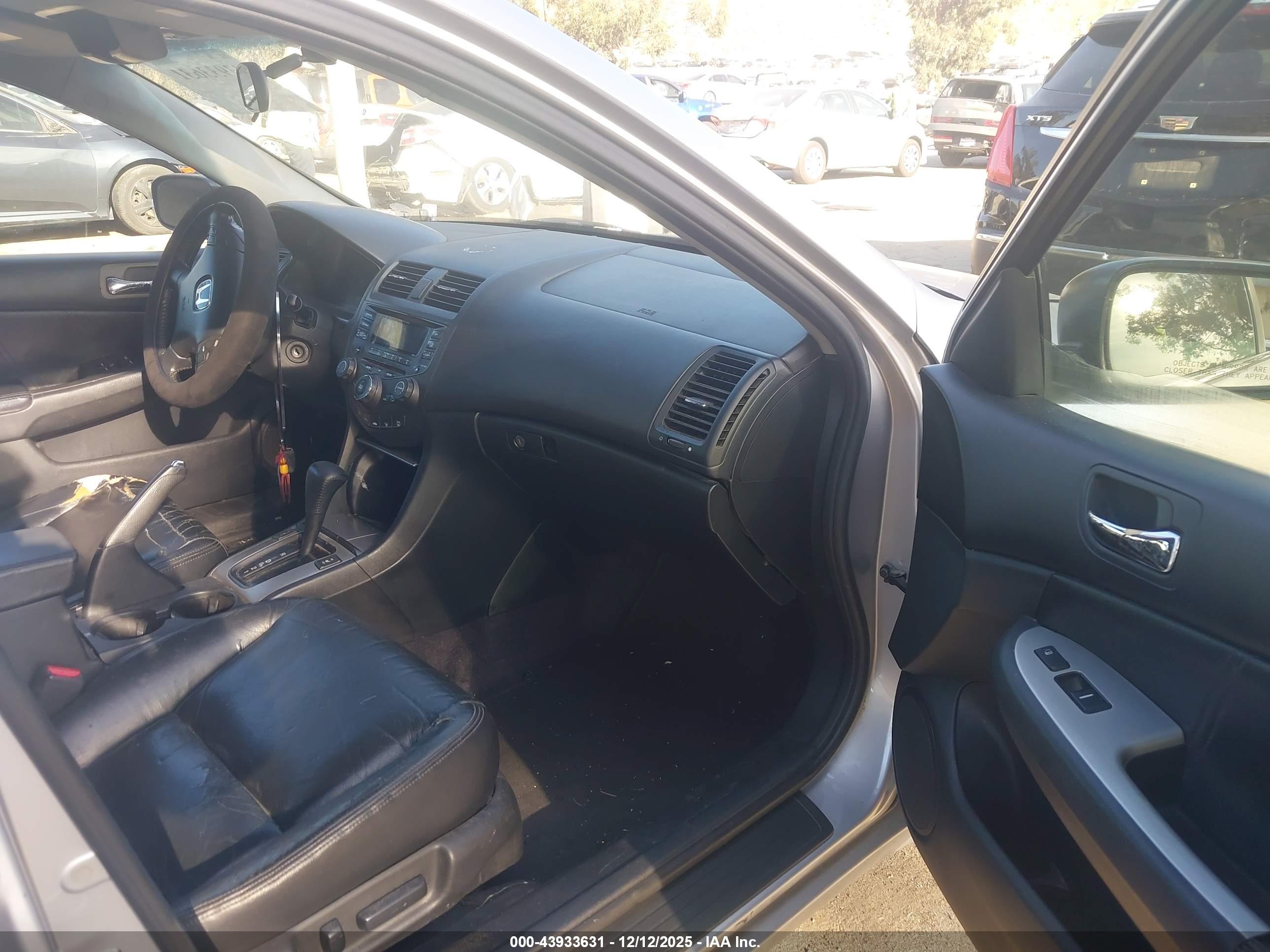HONDA ACCORD image 5