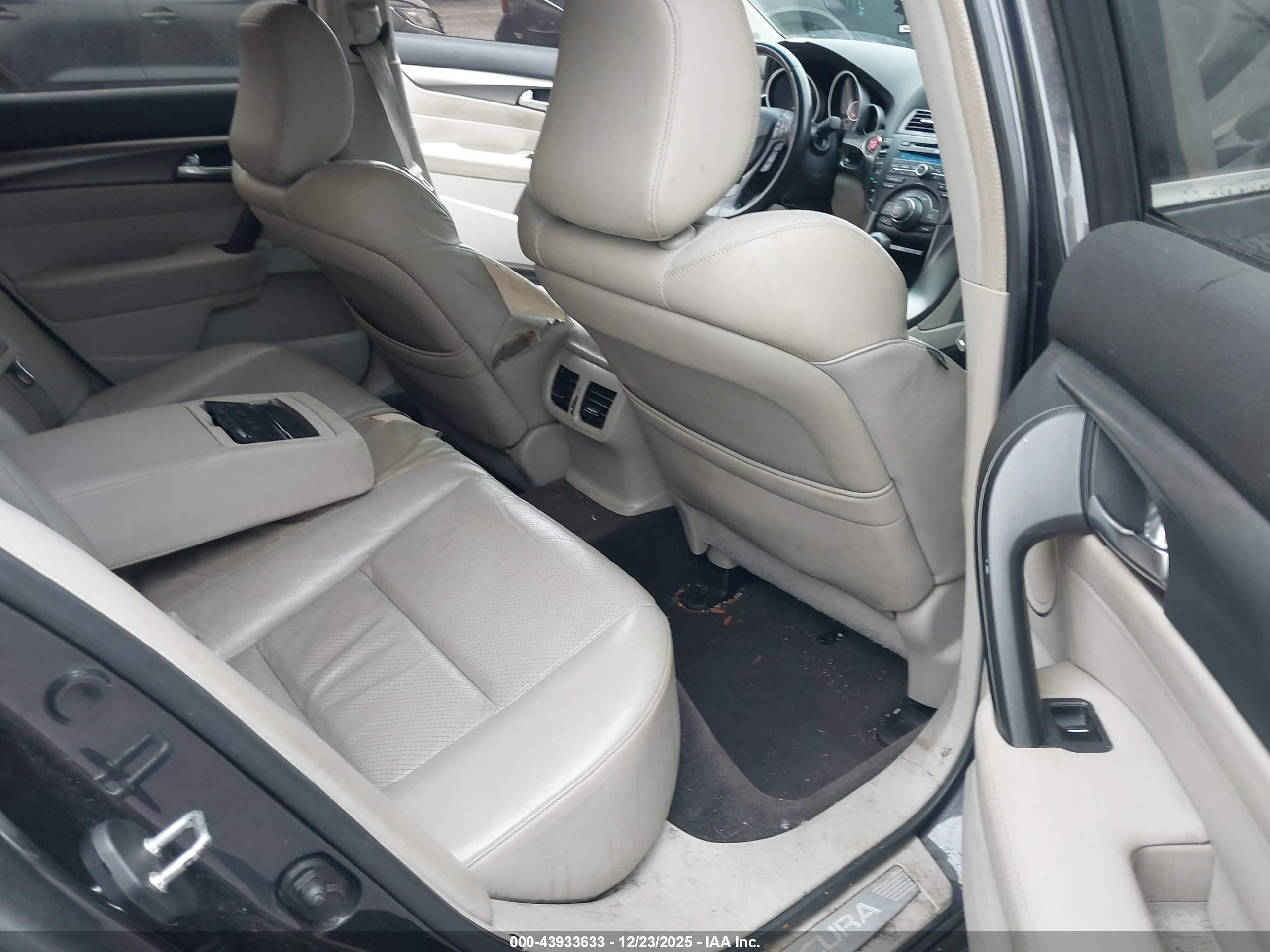 ACURA TL image 8