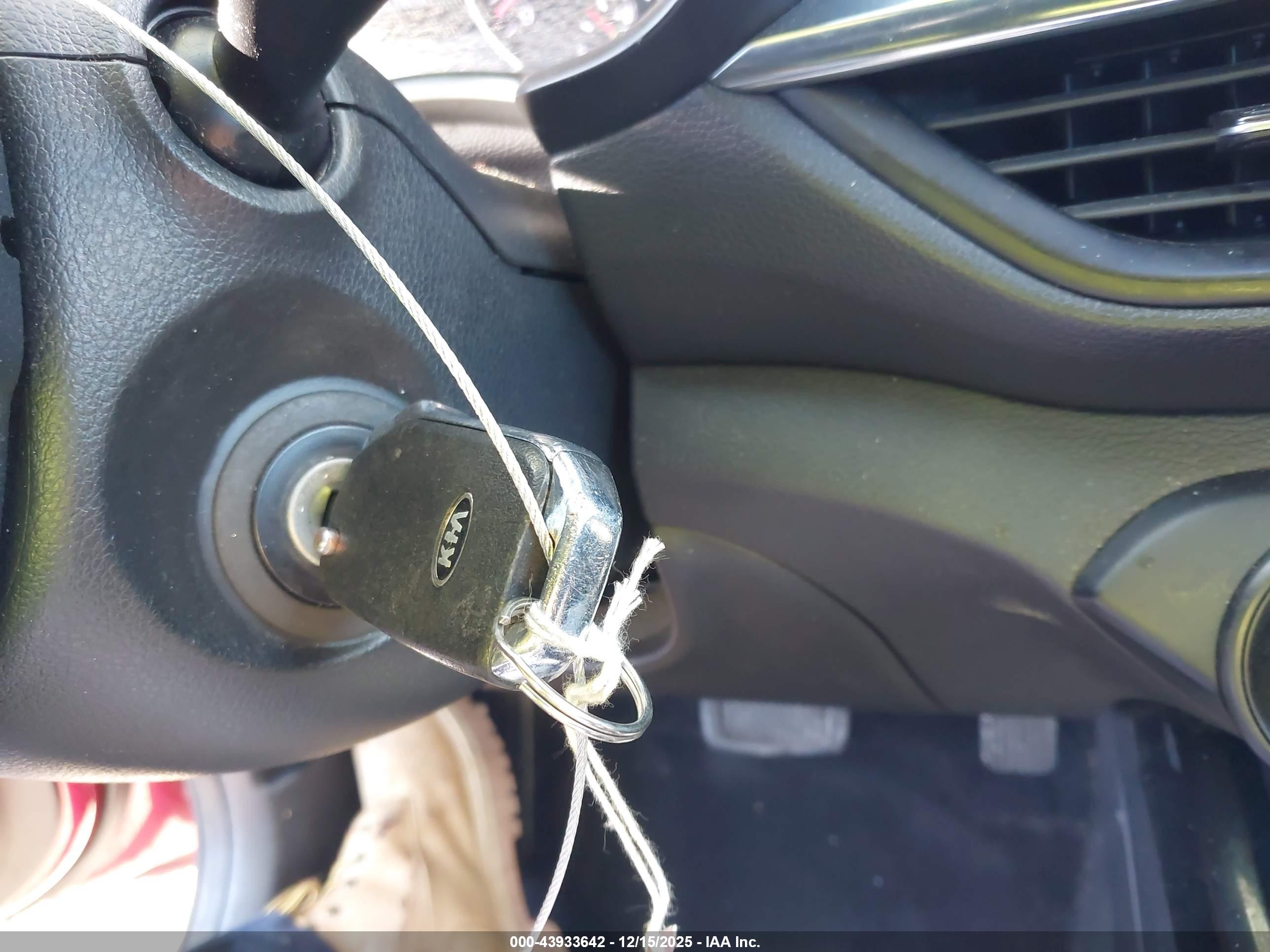 KIA FORTE image 11