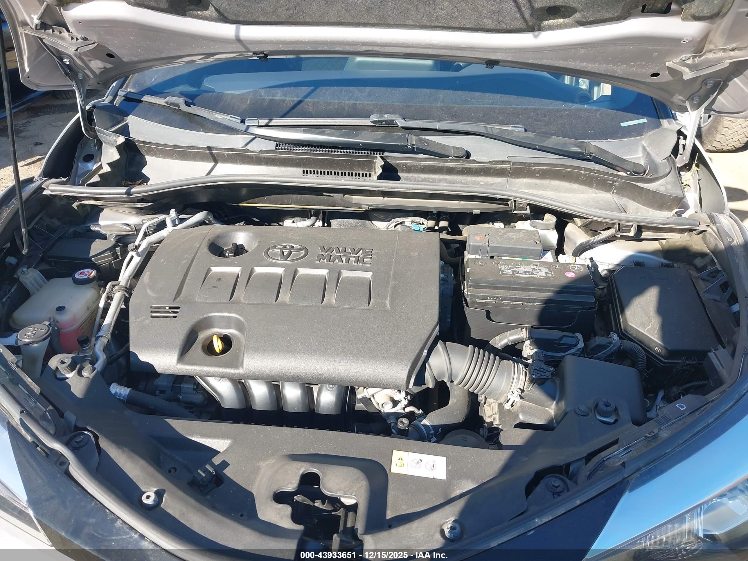 TOYOTA C-HR image 10