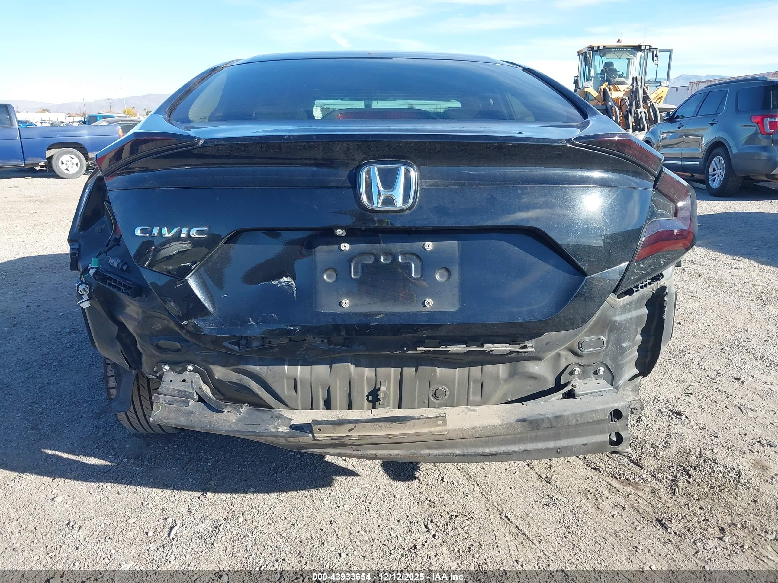 HONDA CIVIC image 6