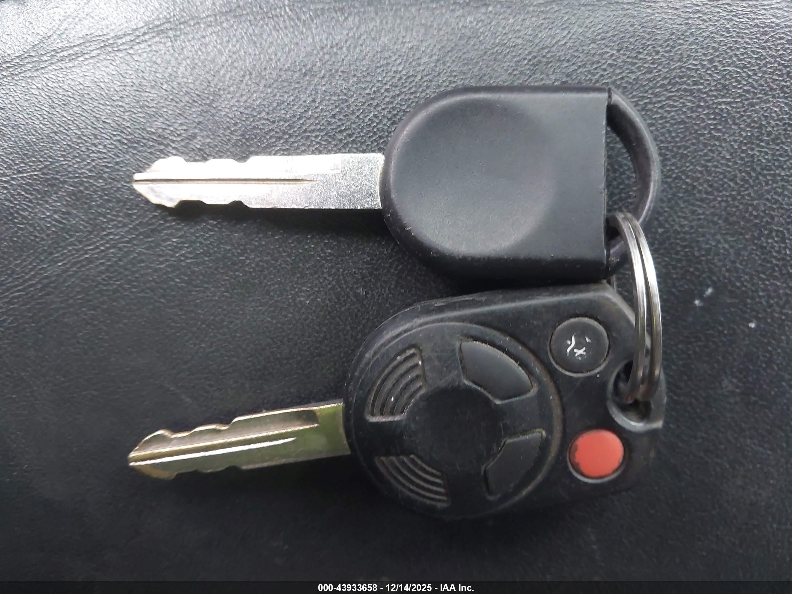 FORD ESCAPE image 11