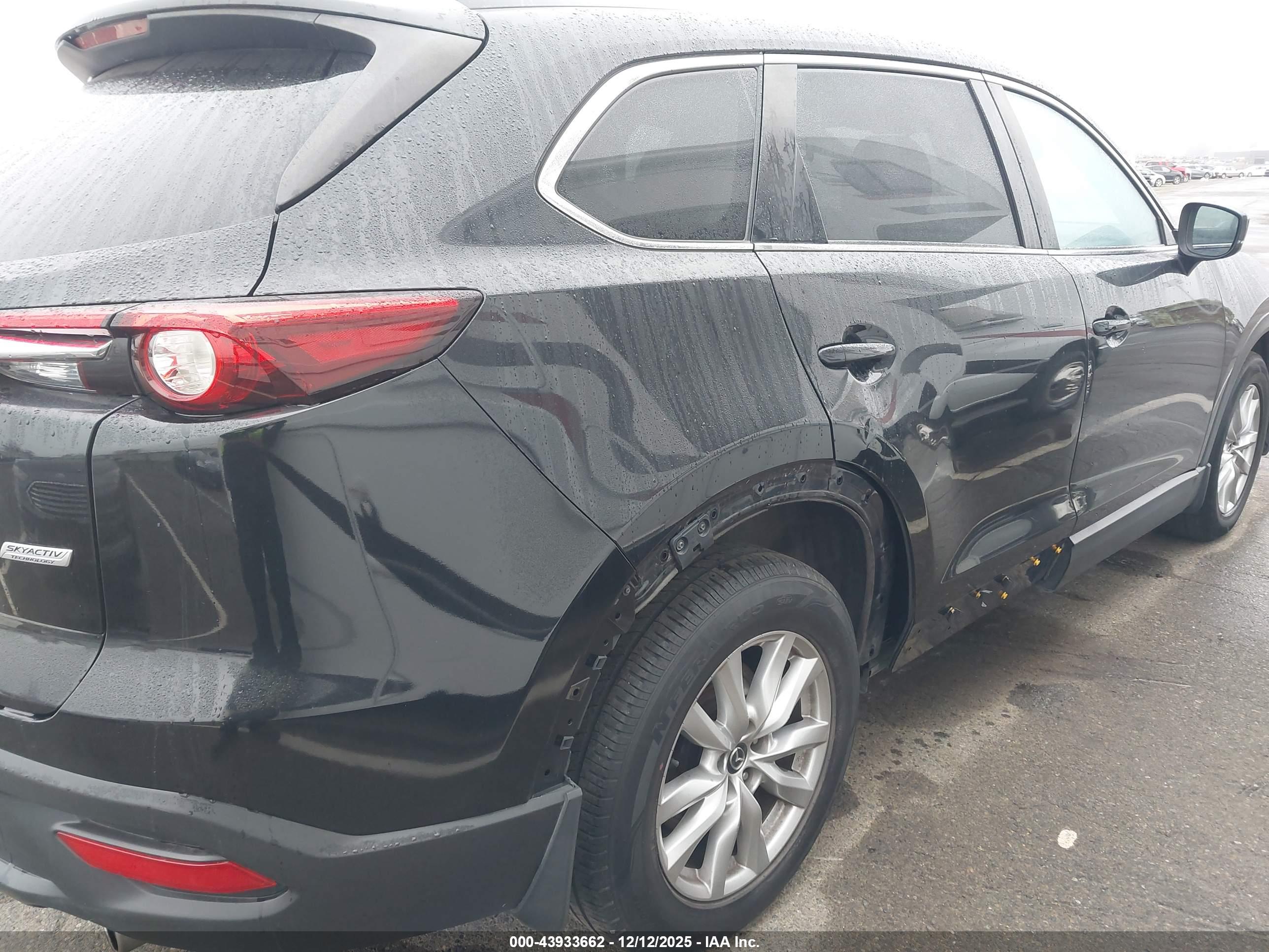 MAZDA CX-9 image 6