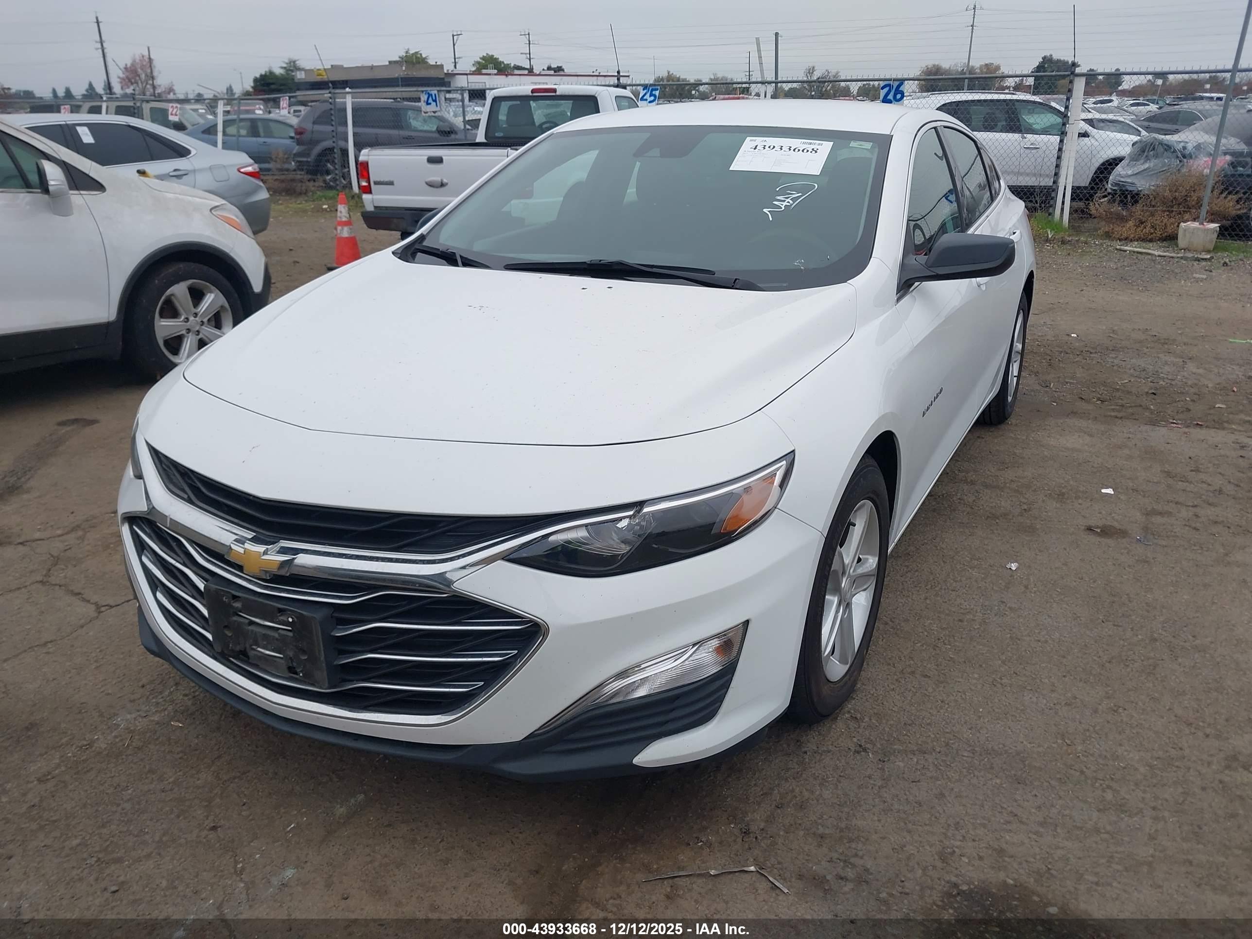CHEVROLET MALIBU image 2