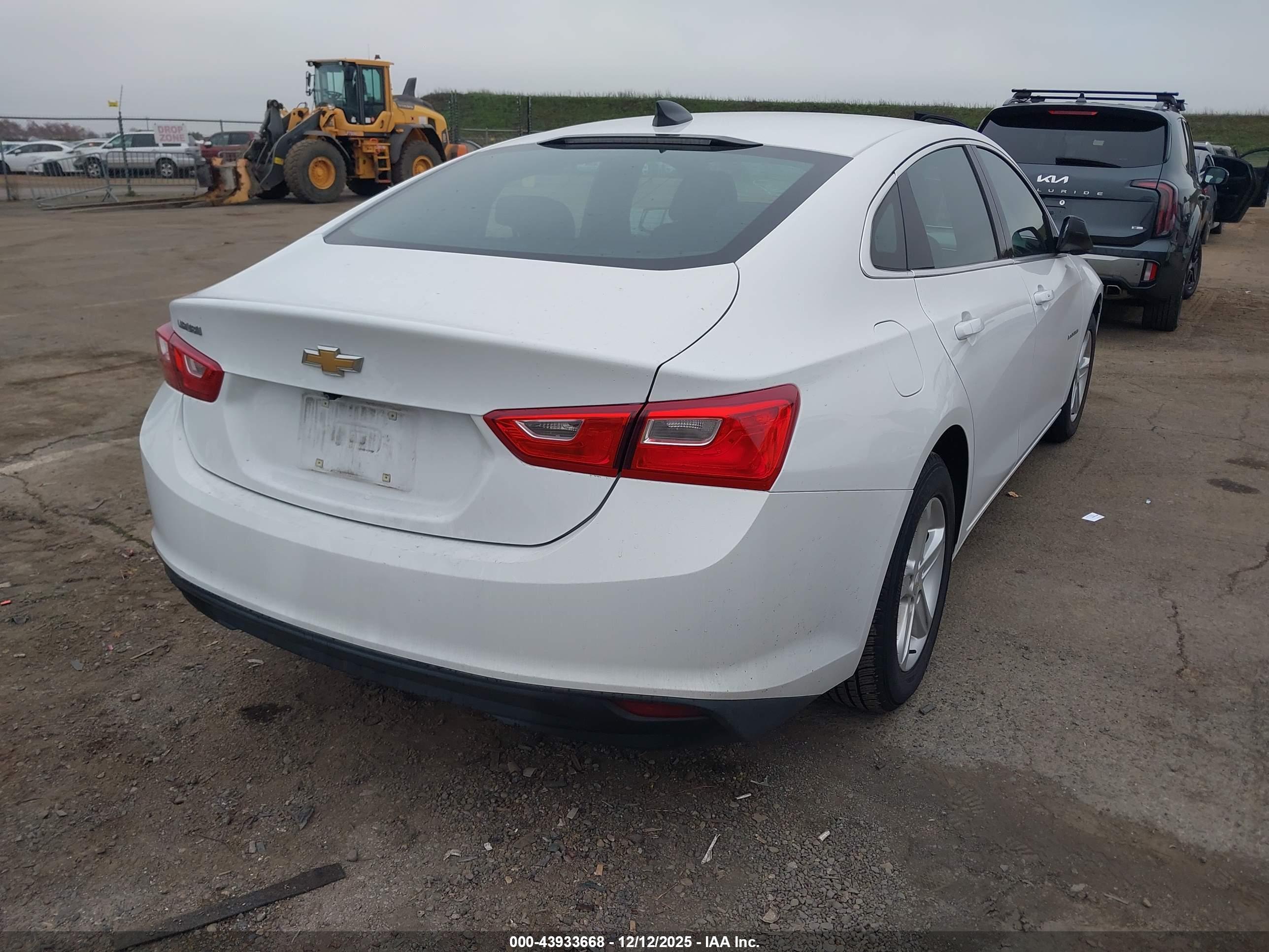 CHEVROLET MALIBU image 4