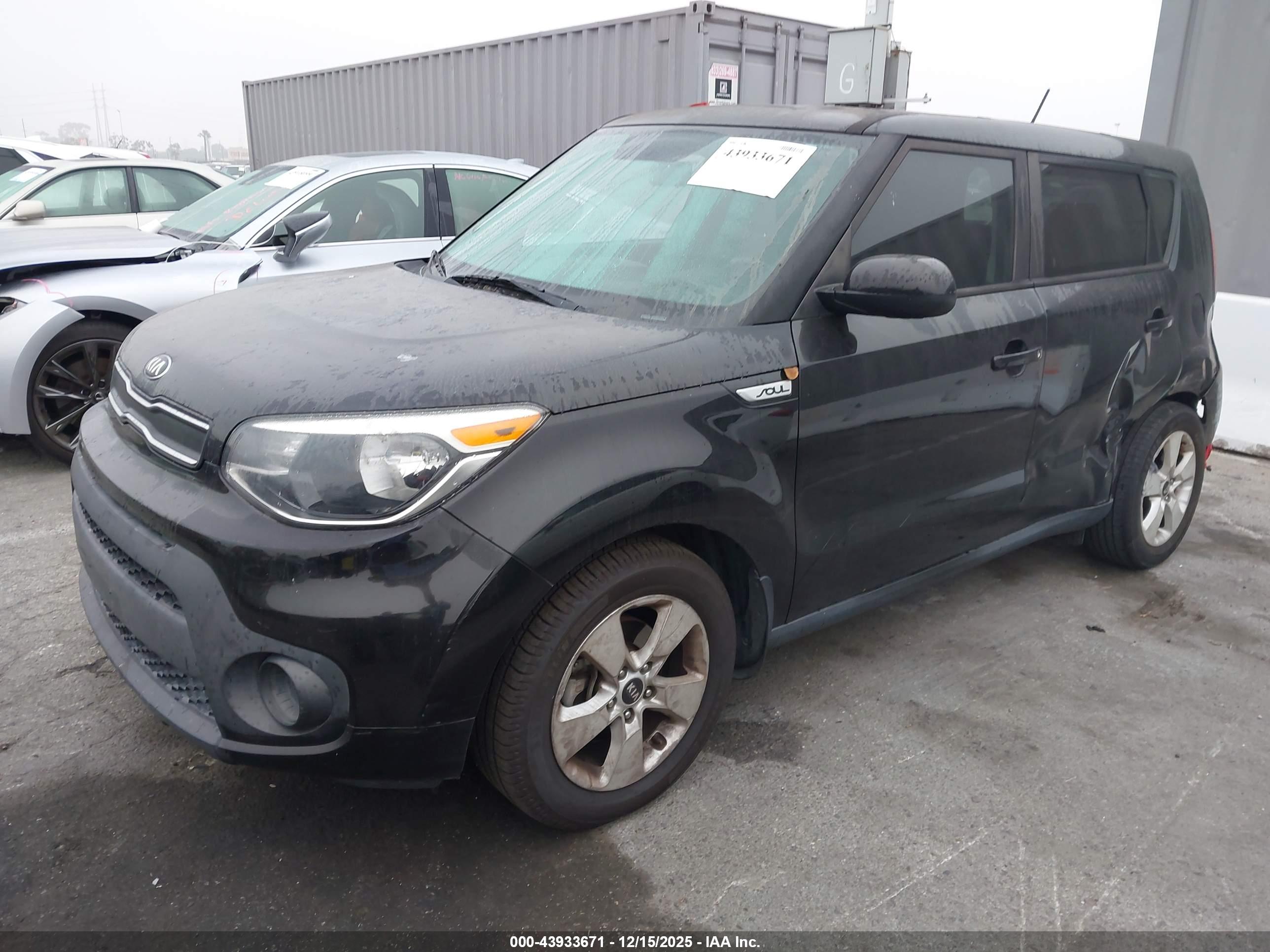 KIA SOUL image 2
