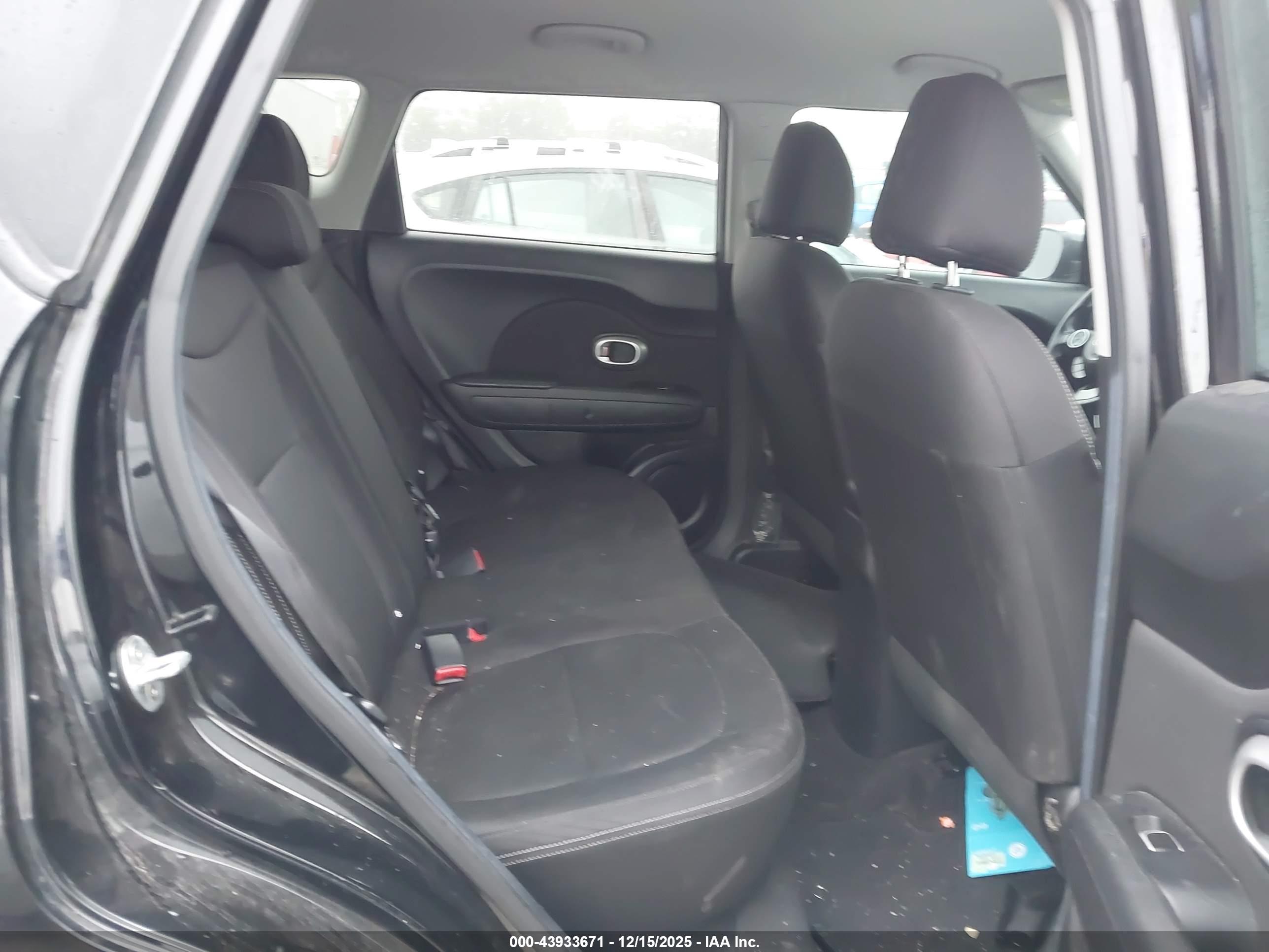 KIA SOUL image 8