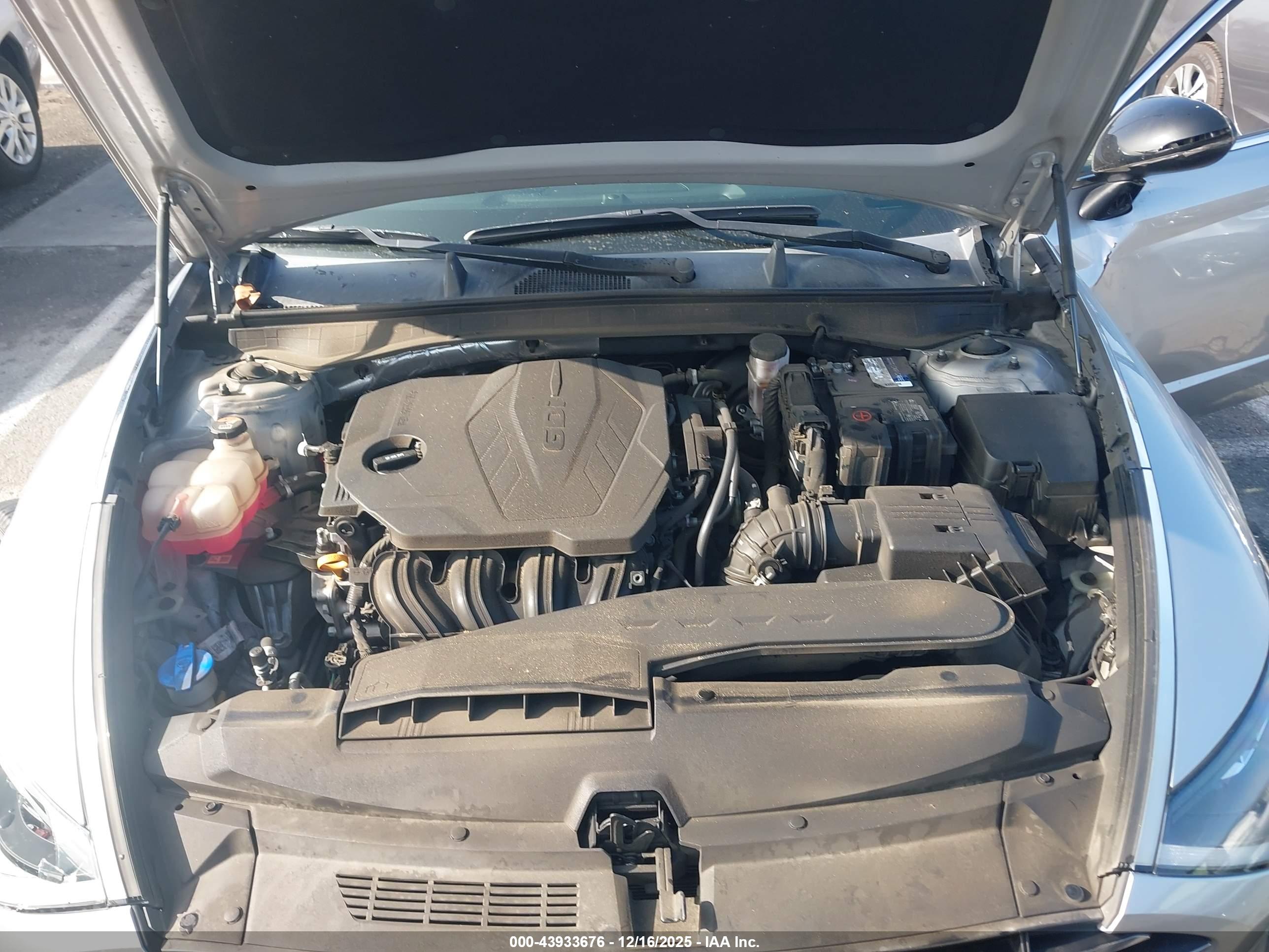 HYUNDAI SONATA image 10