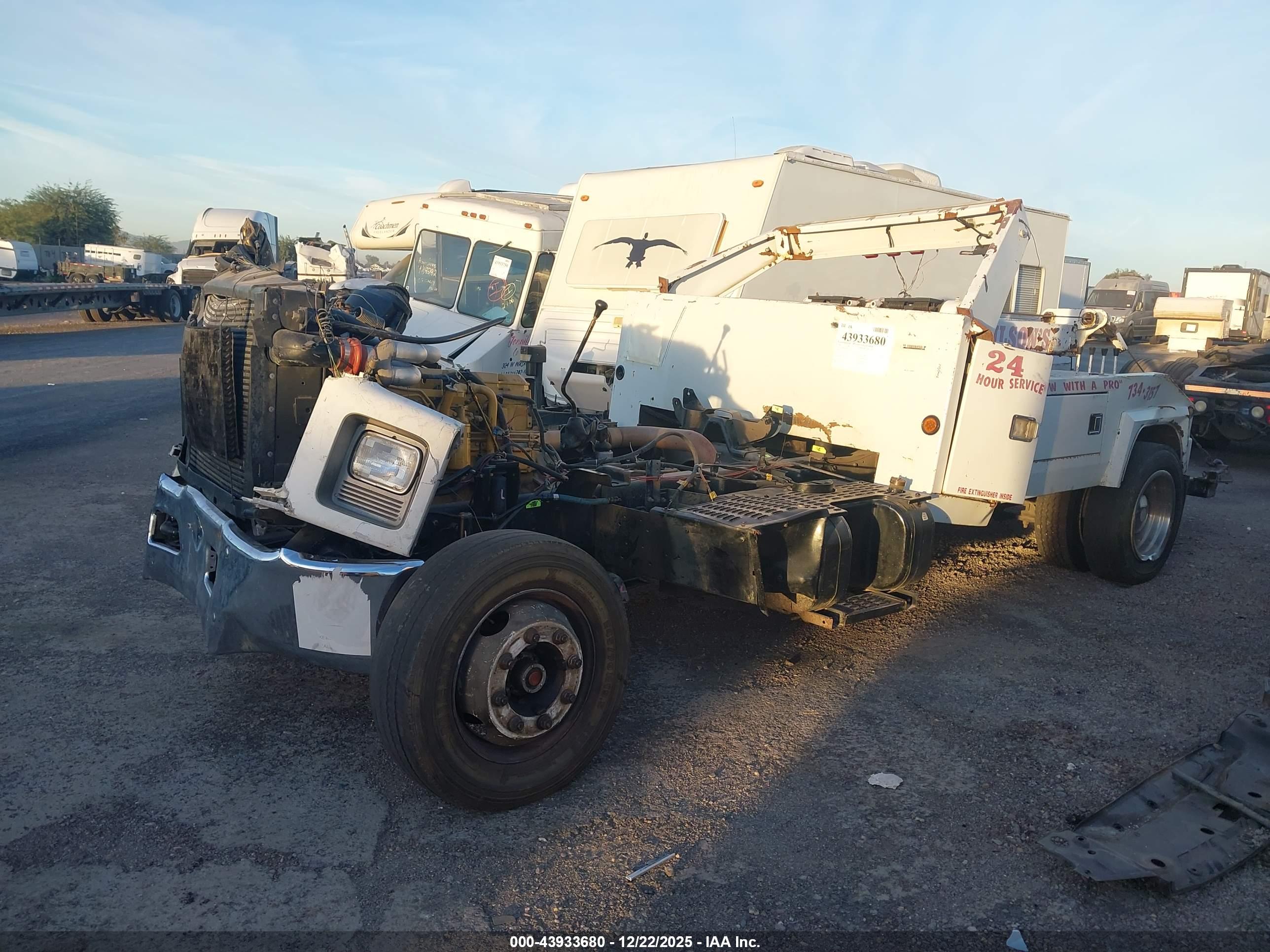 GMC TOPKICK image 2