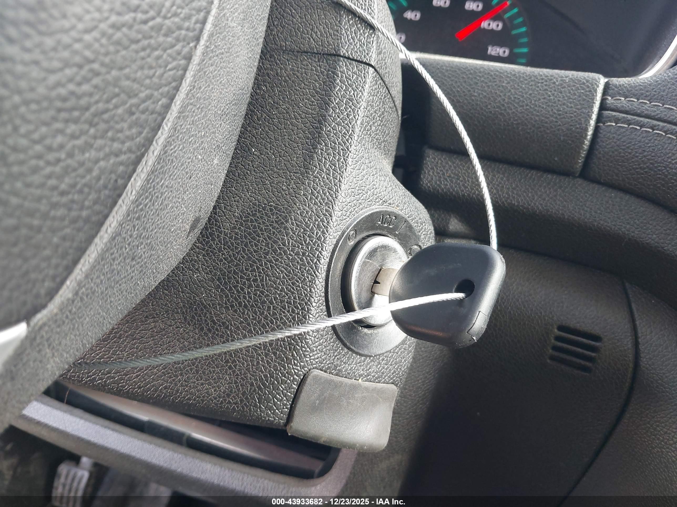 CHEVROLET TRAVERSE image 11