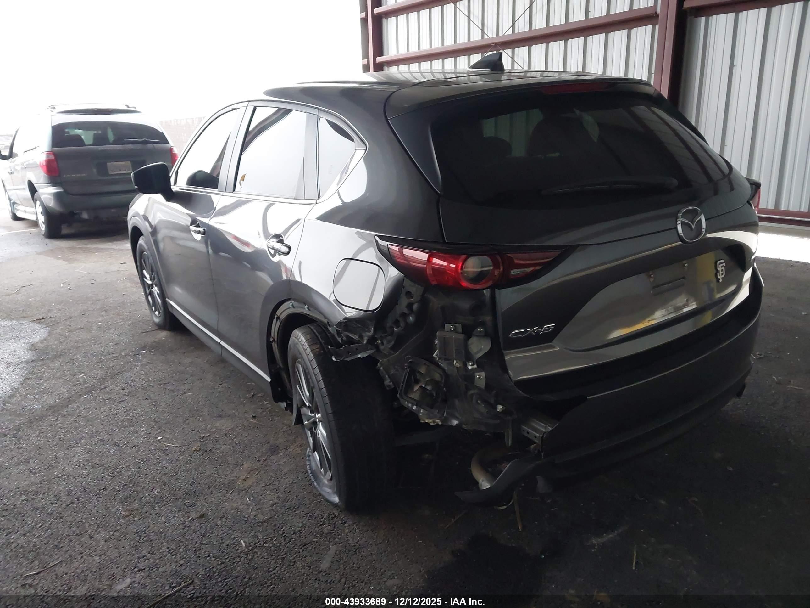 MAZDA CX-5 image 3