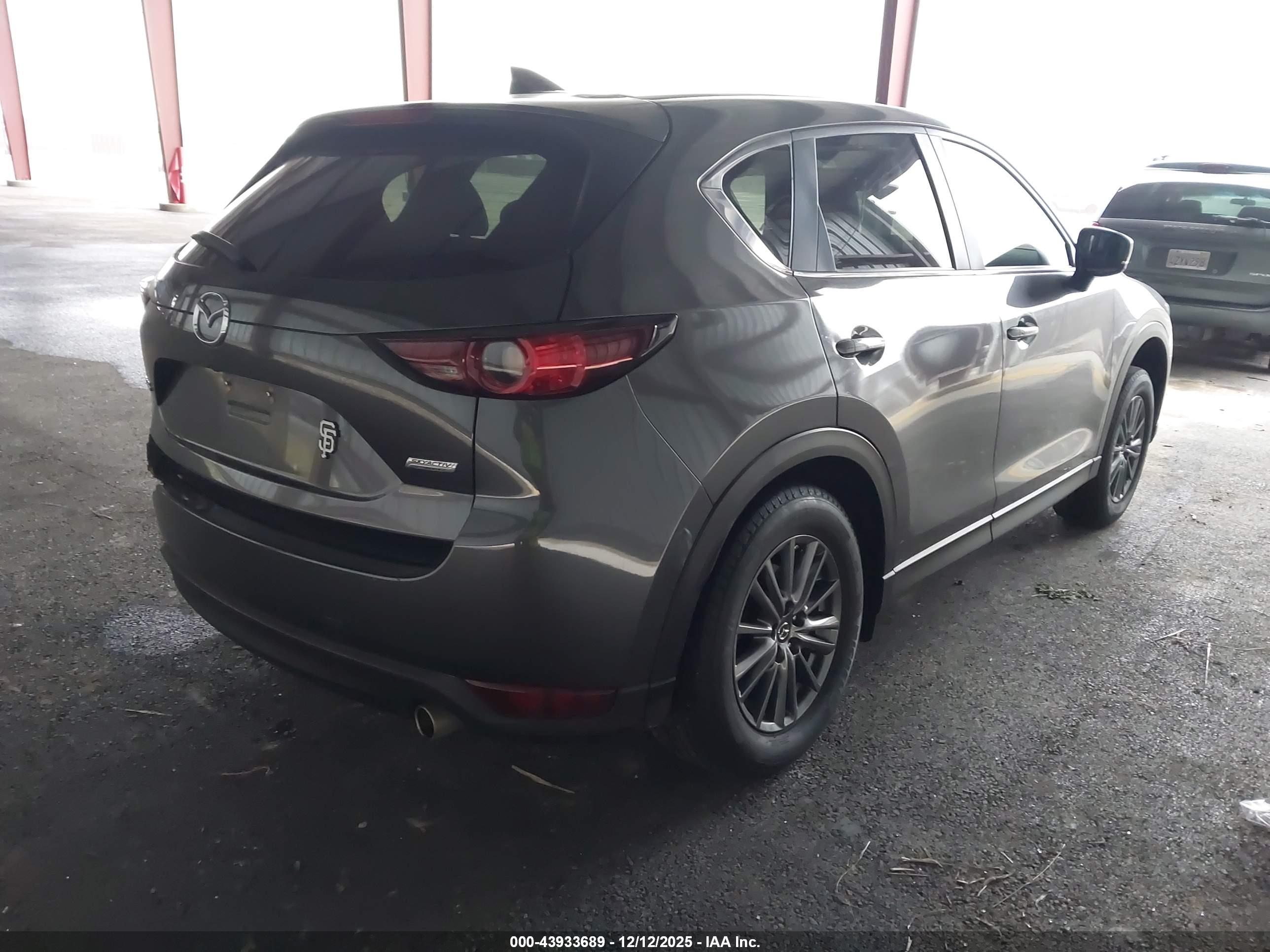 MAZDA CX-5 image 4