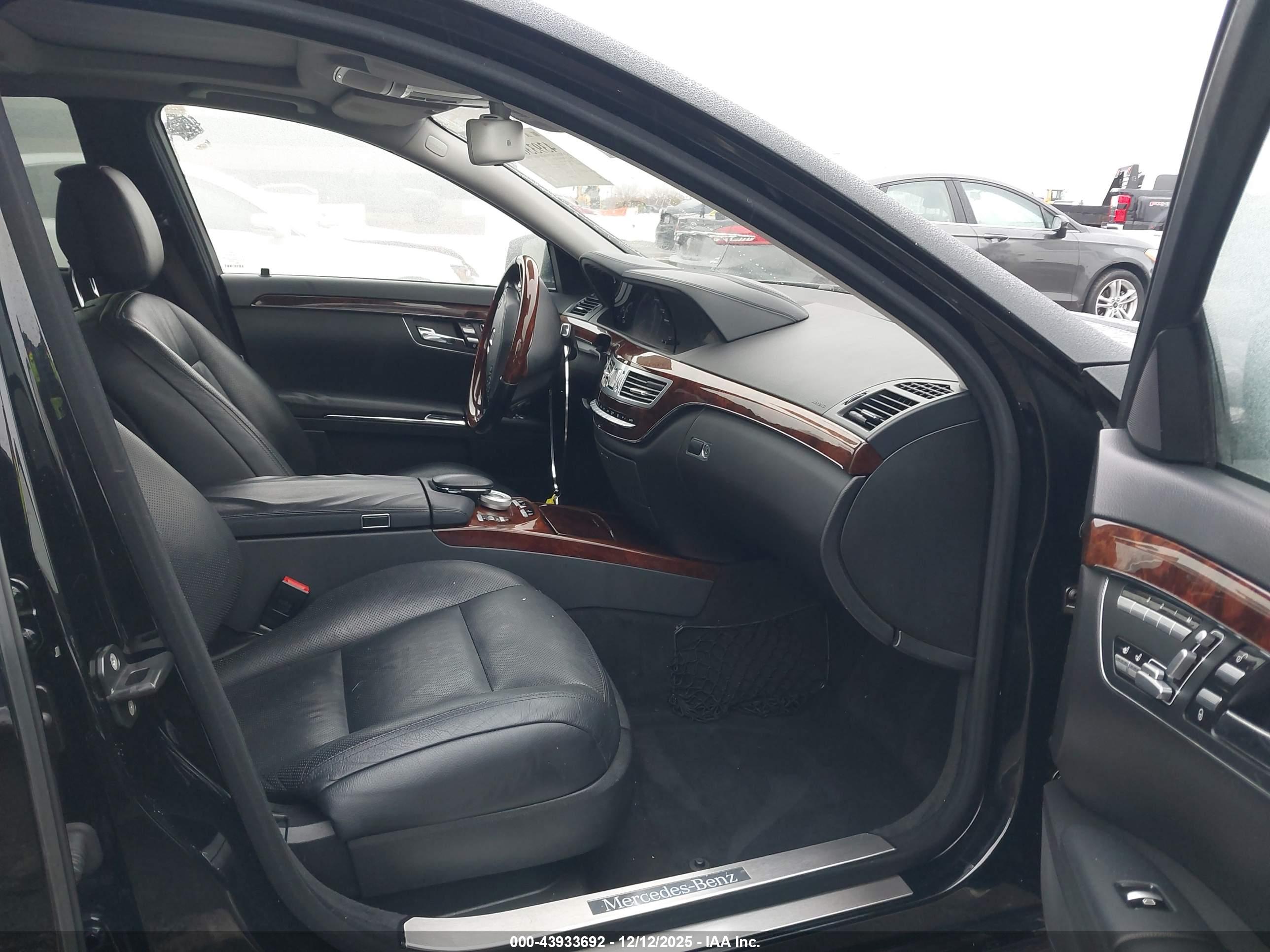 MERCEDES-BENZ S image 5