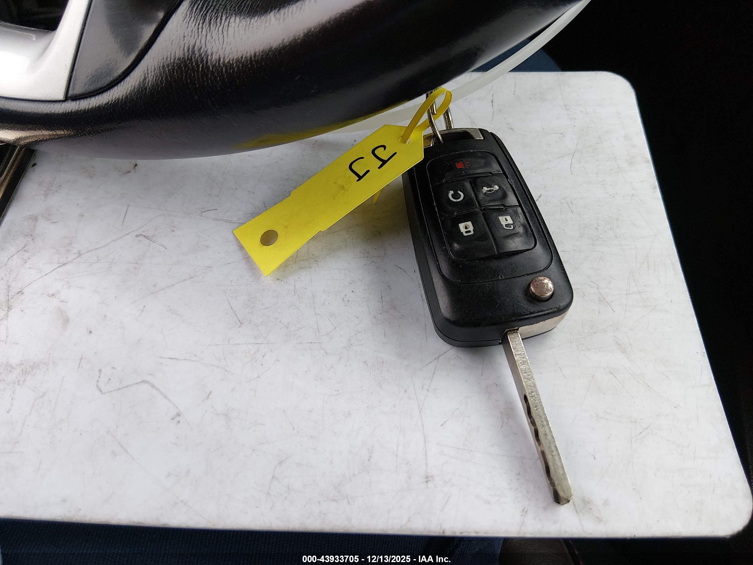 CHEVROLET EQUINOX image 11