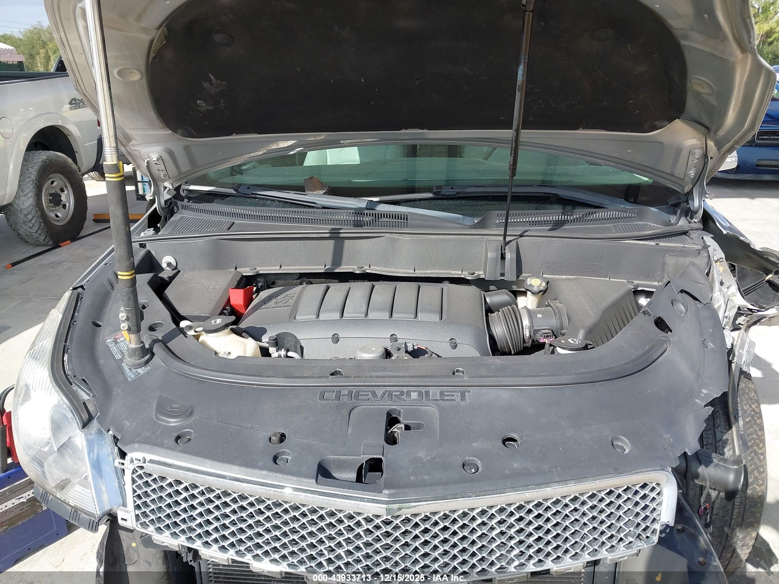 CHEVROLET TRAVERSE image 10