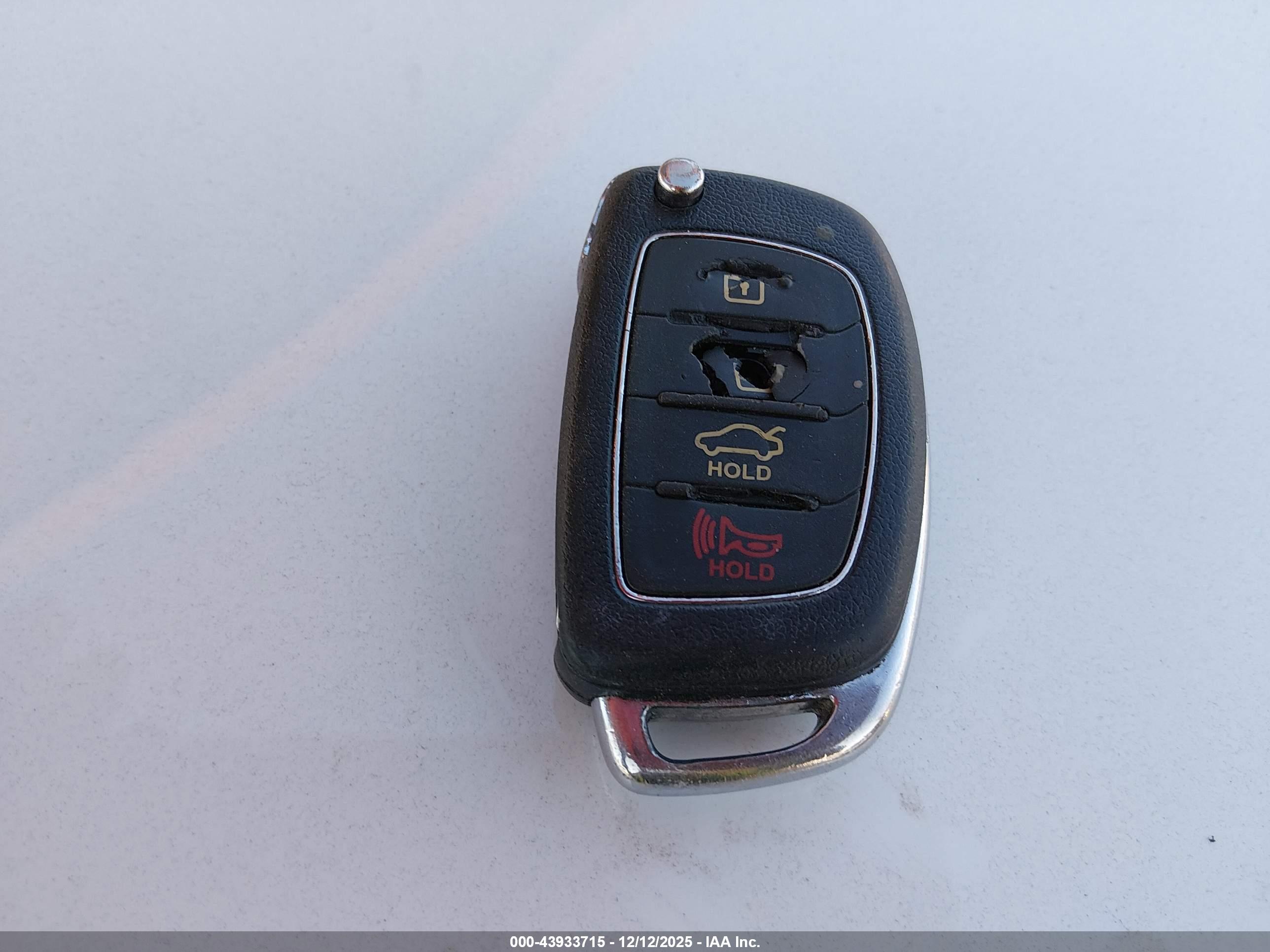 HYUNDAI SONATA image 11