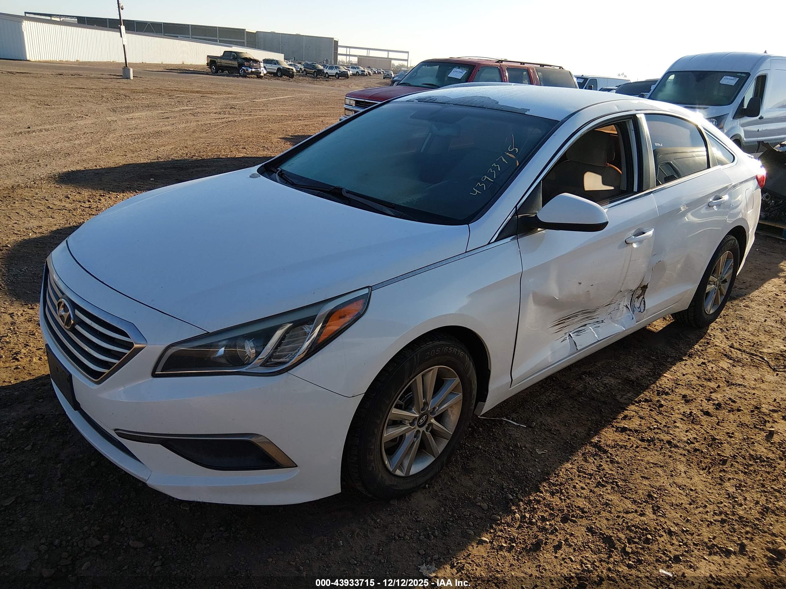 HYUNDAI SONATA image 6