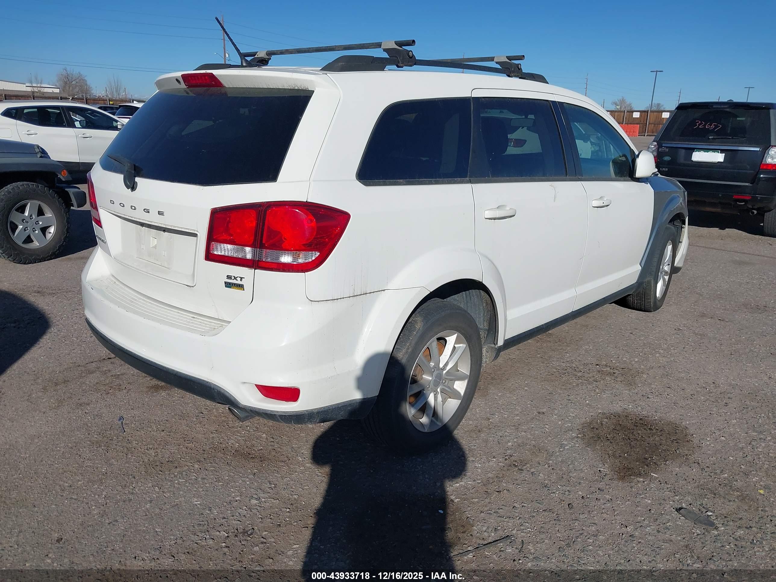 DODGE JOURNEY image 4