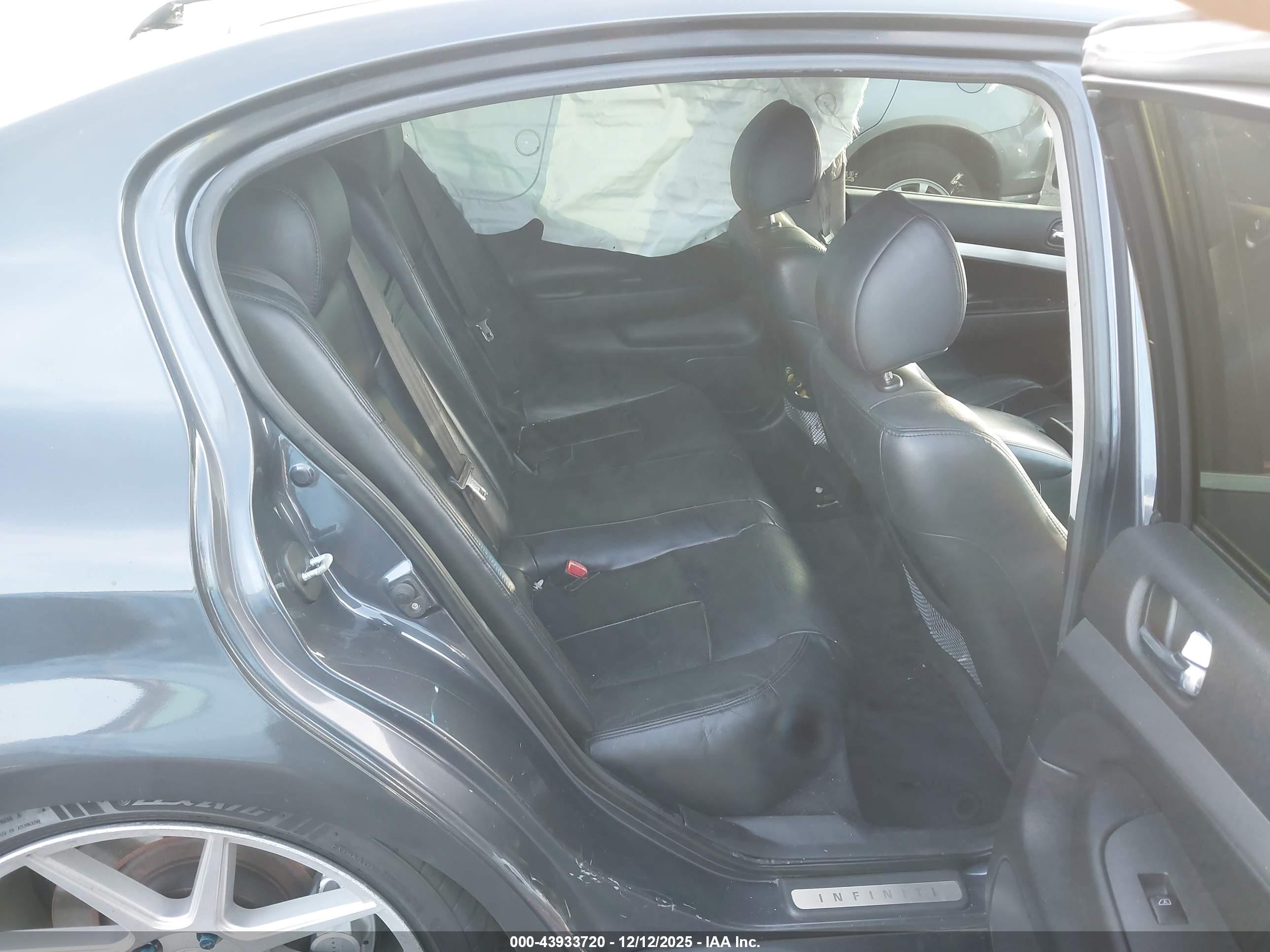 INFINITI G35 image 8