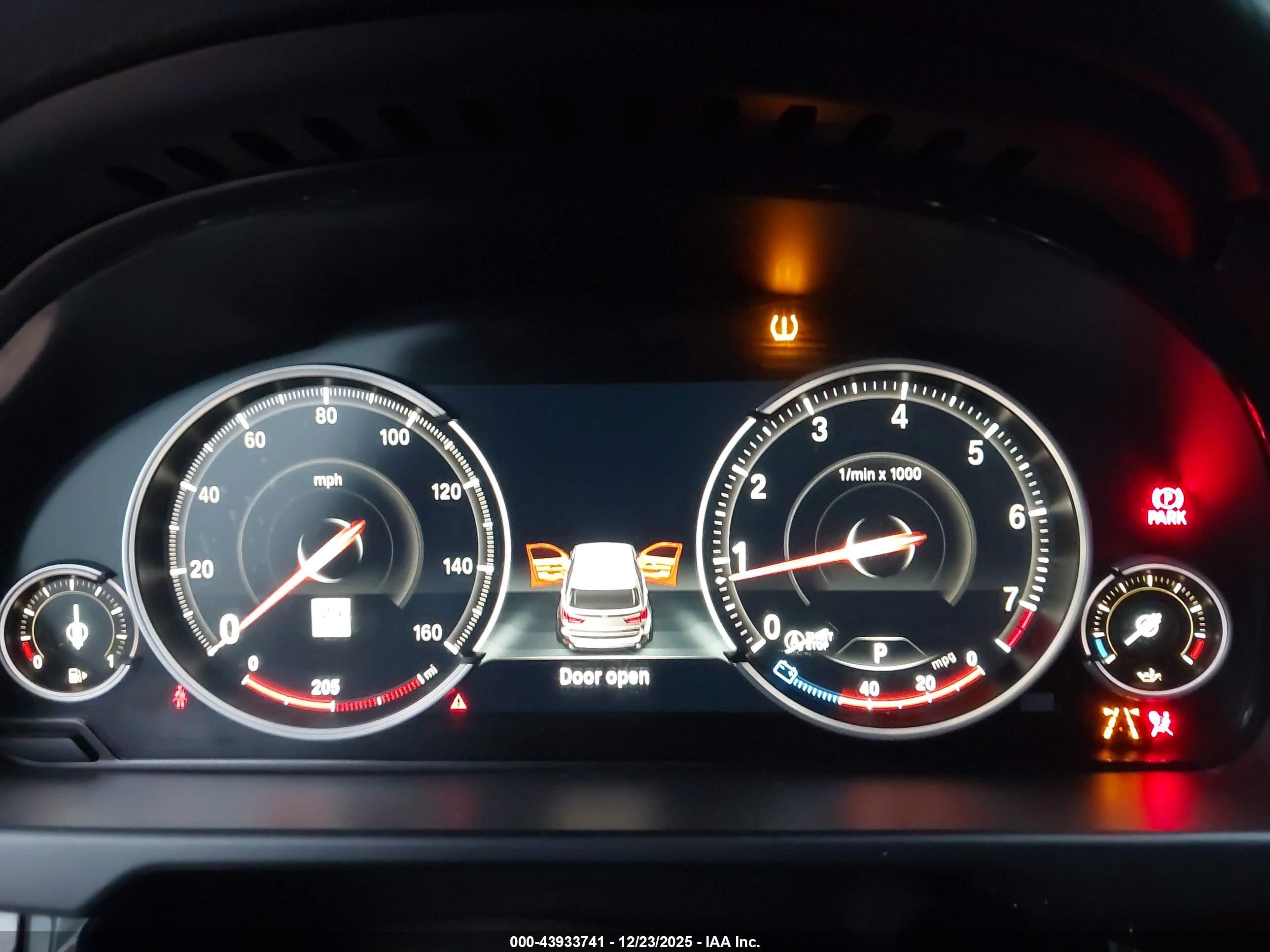 BMW X5 image 7