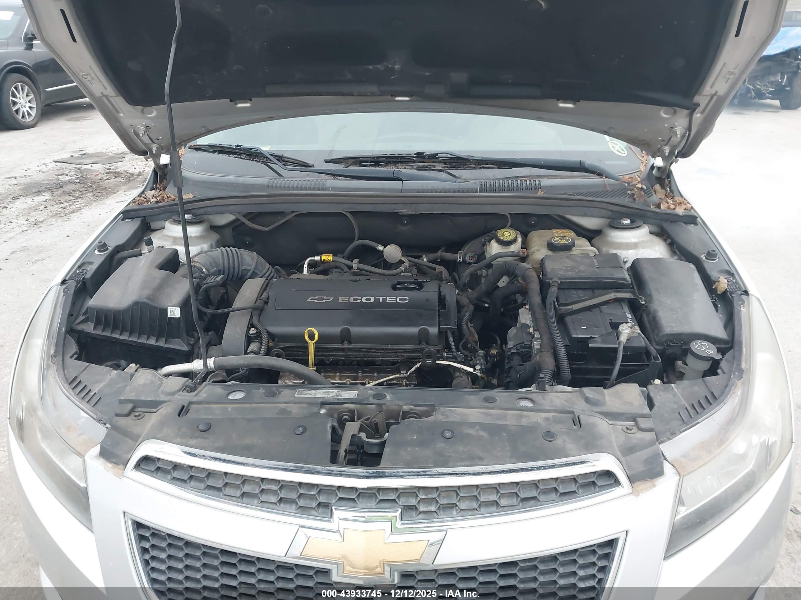 CHEVROLET CRUZE image 10