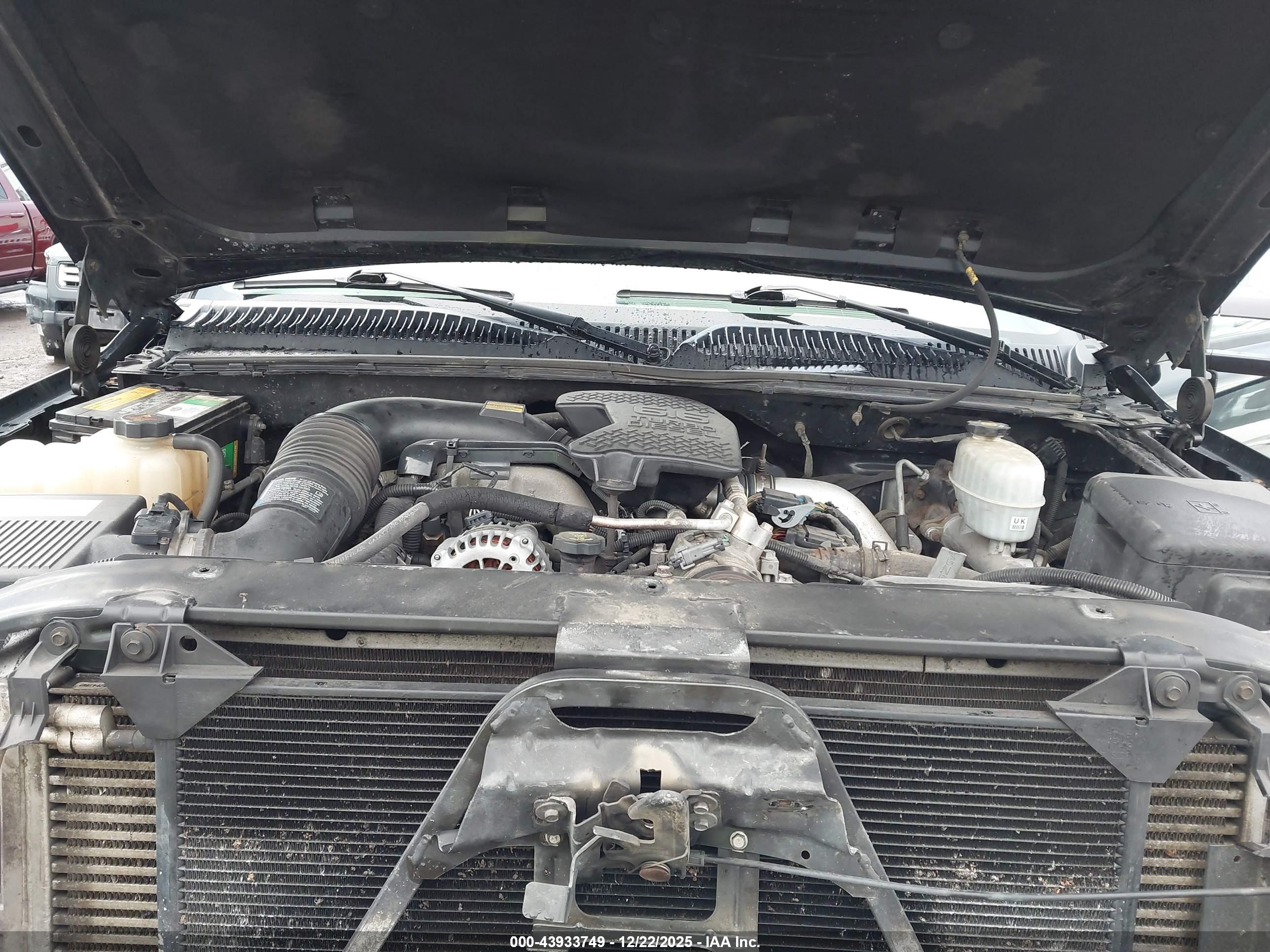 GMC SIERRA image 10