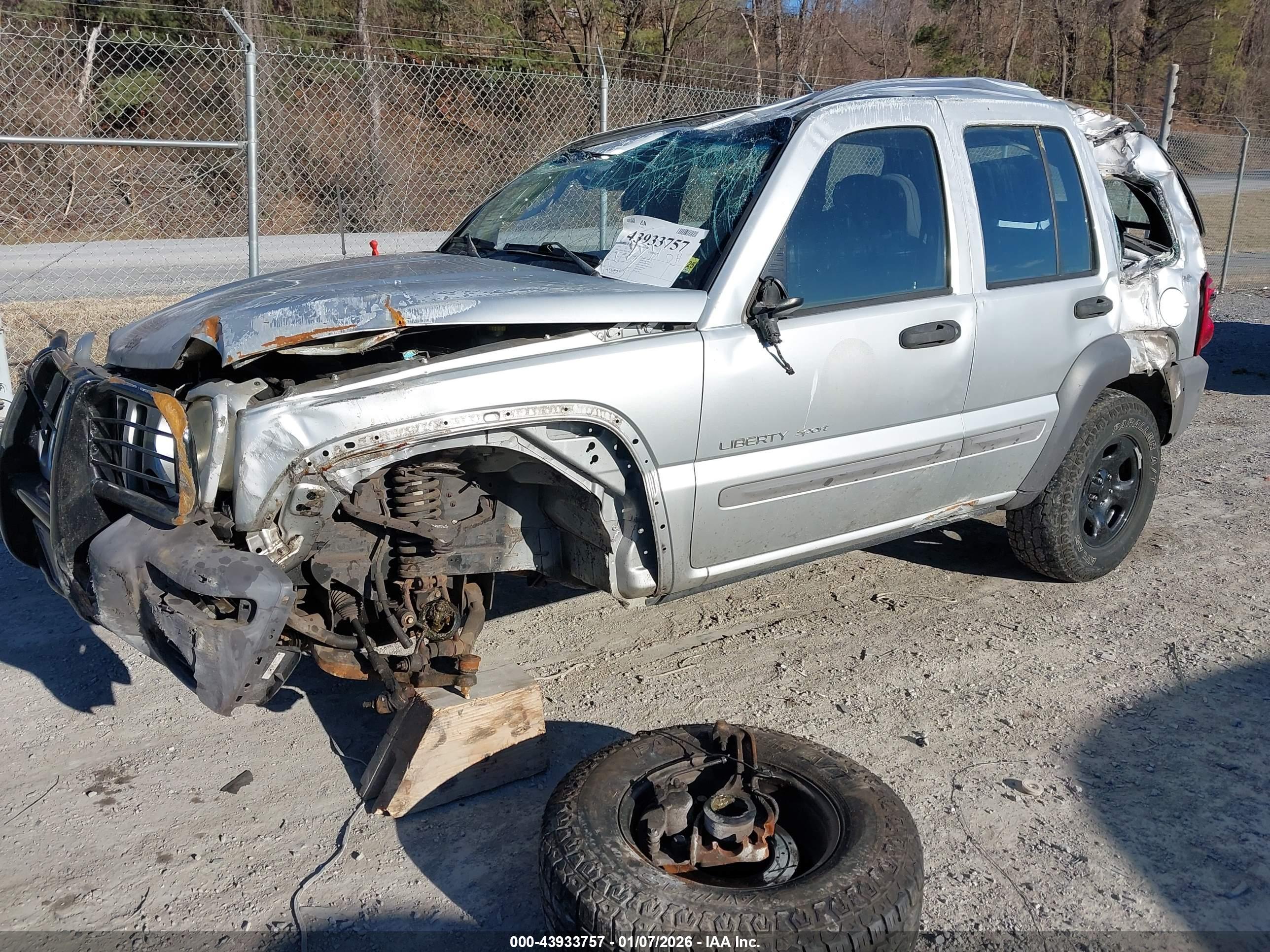 JEEP LIBERTY image 2