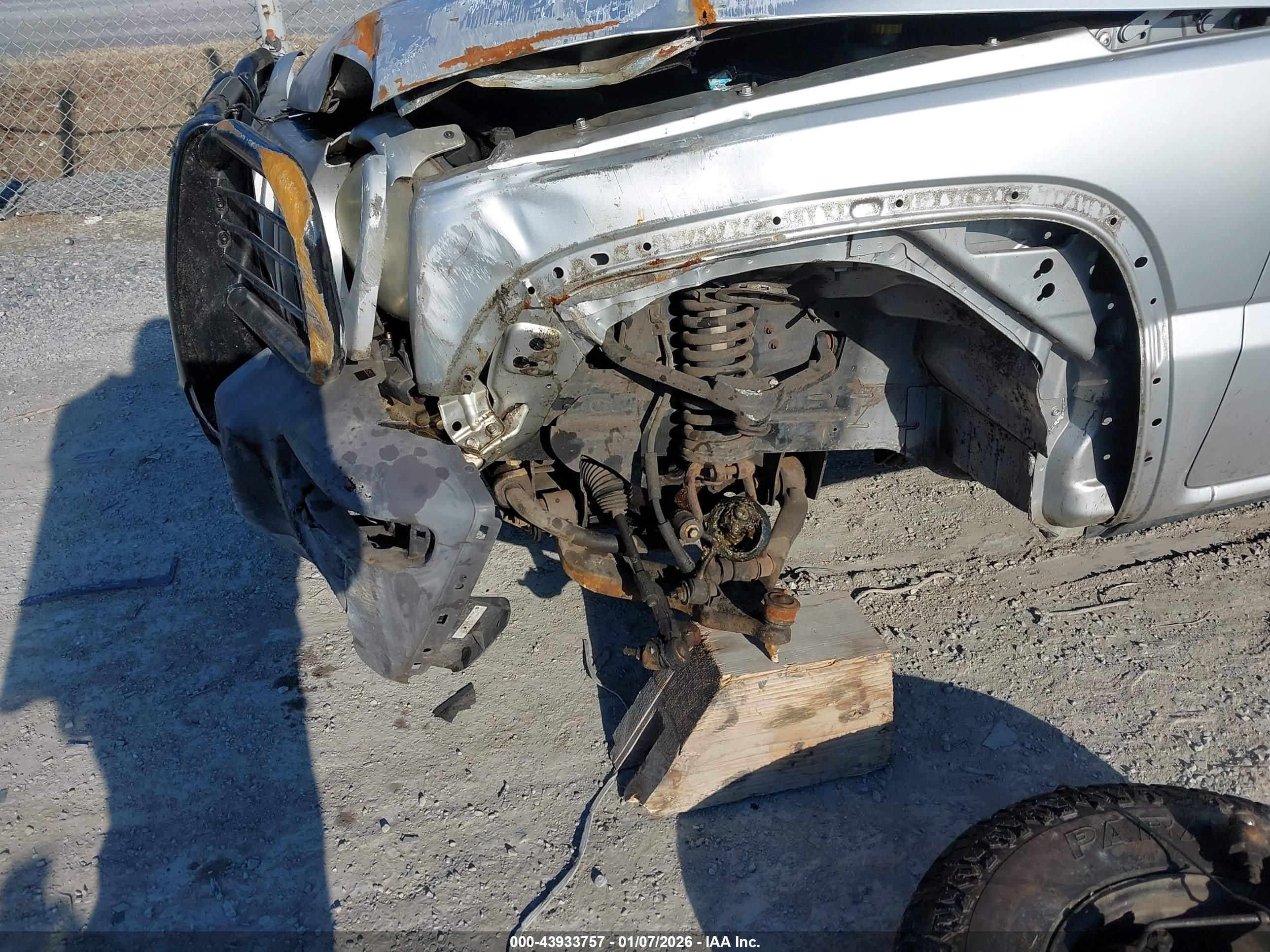 JEEP LIBERTY image 6