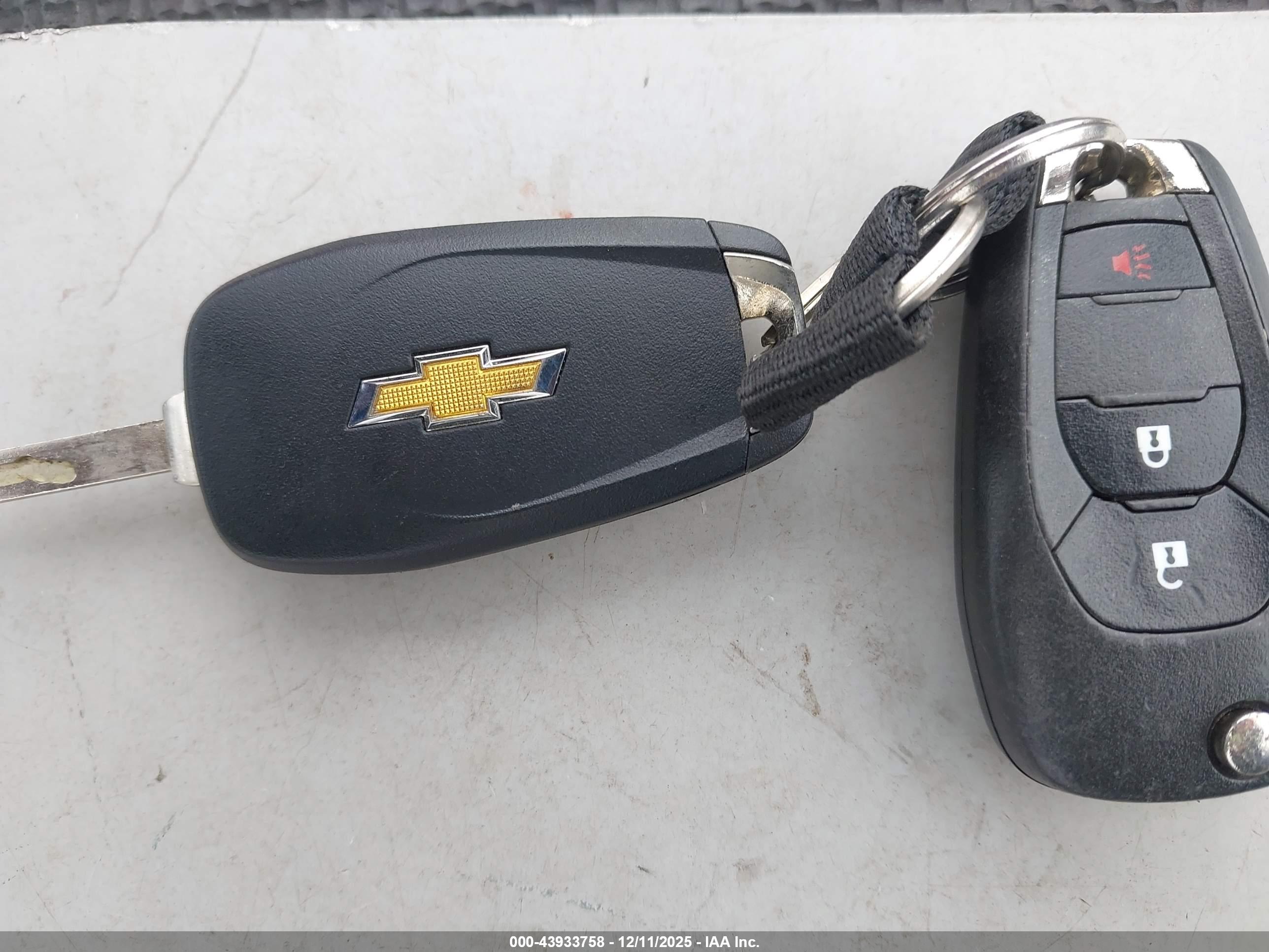 CHEVROLET TRAX image 11