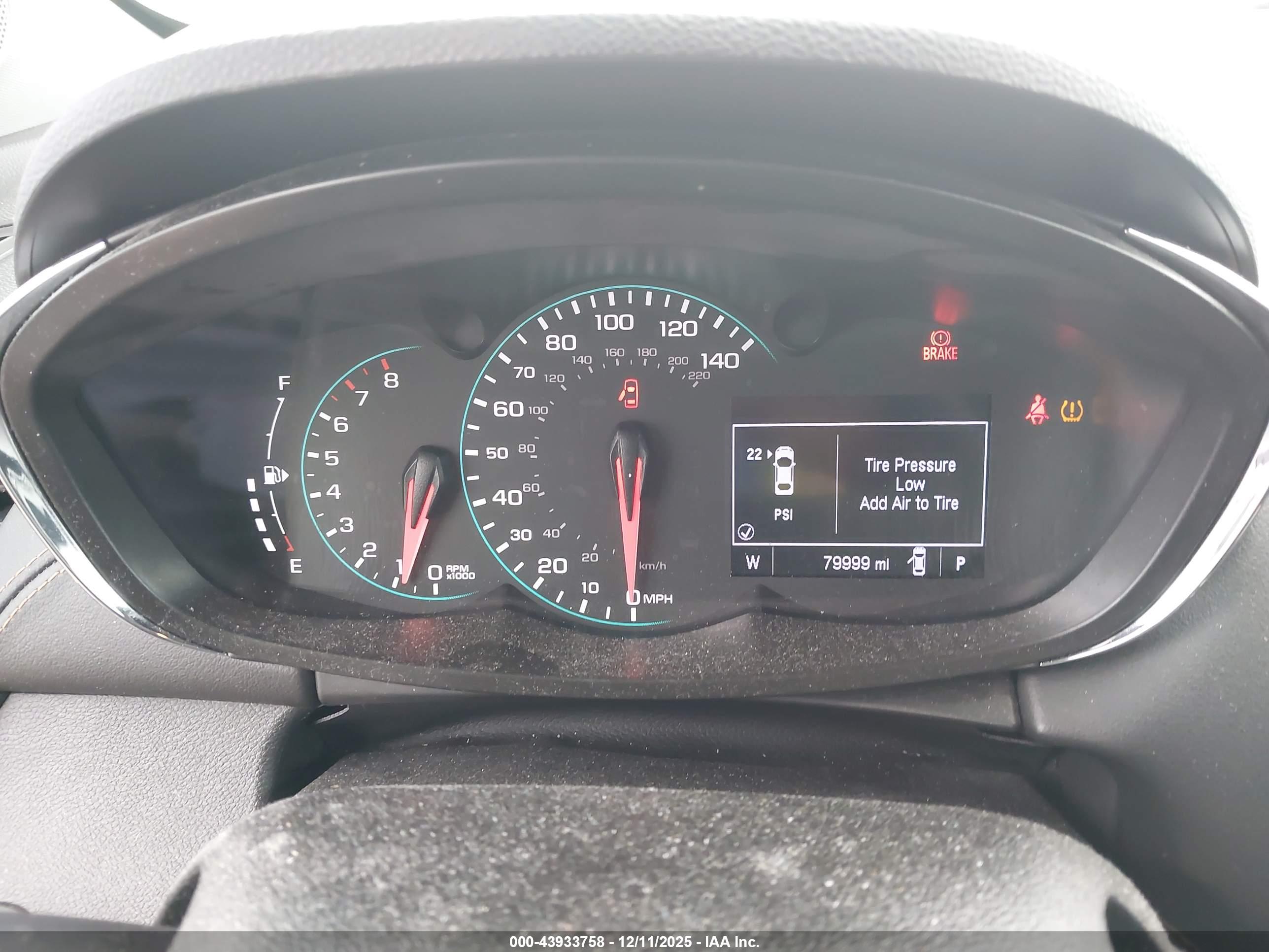 CHEVROLET TRAX image 7