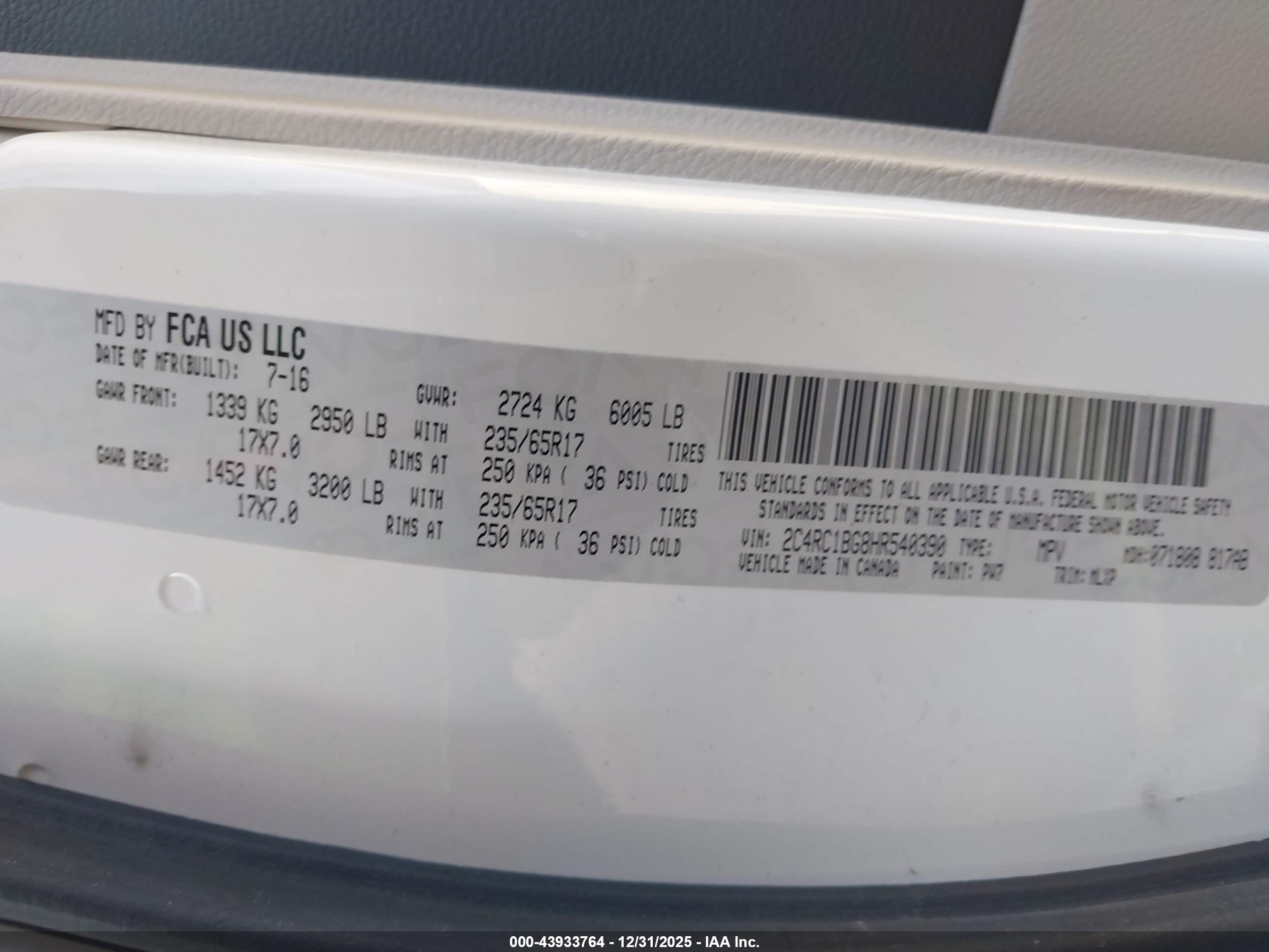 CHRYSLER PACIFICA image 9