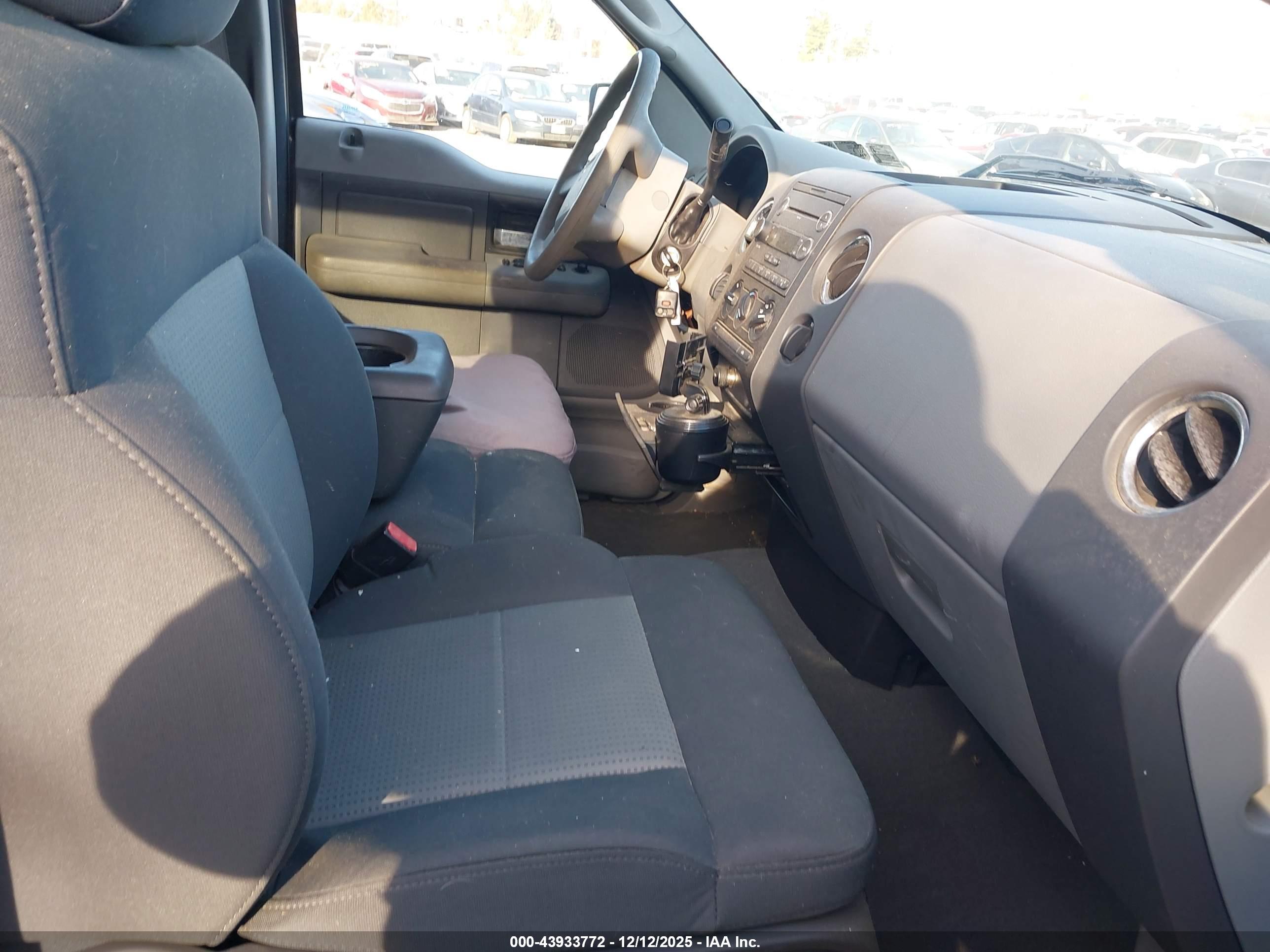 FORD F-150 image 5