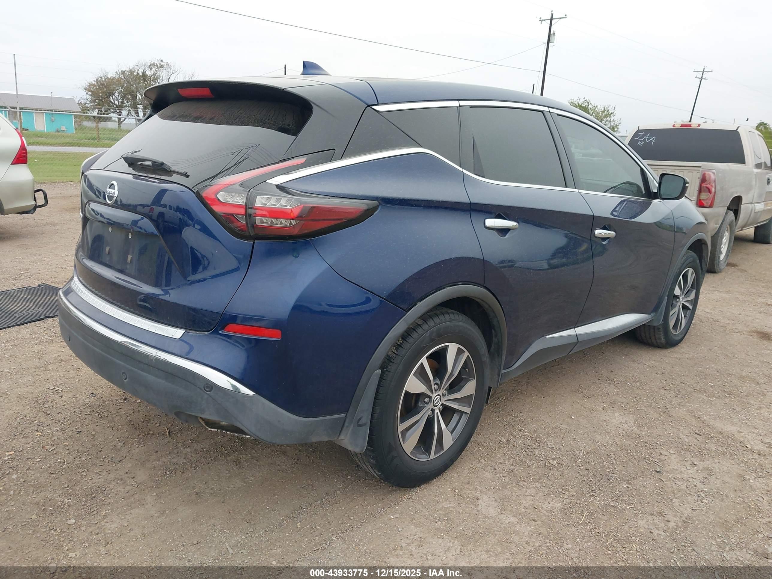 NISSAN MURANO image 4