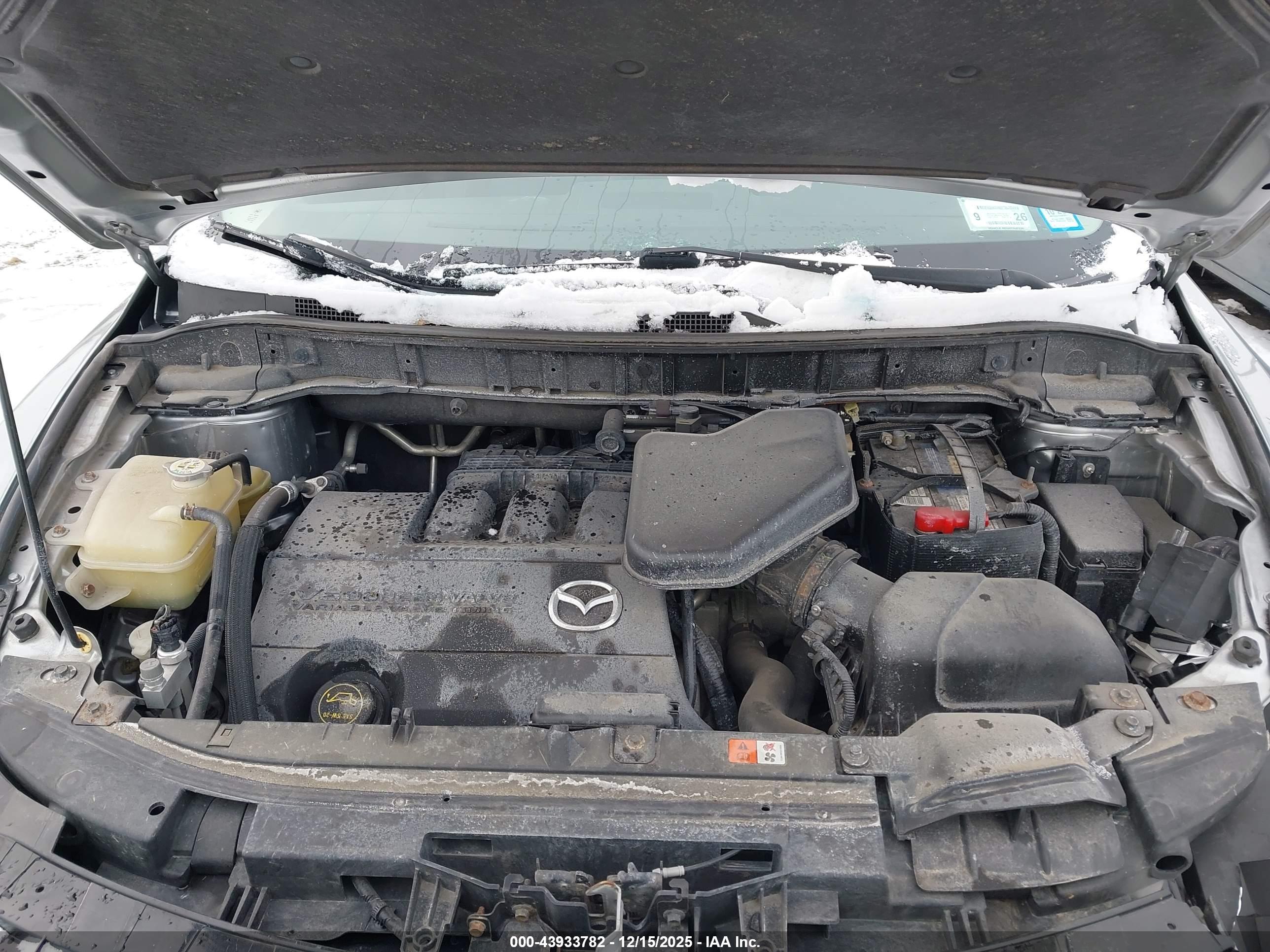 MAZDA CX-9 image 10